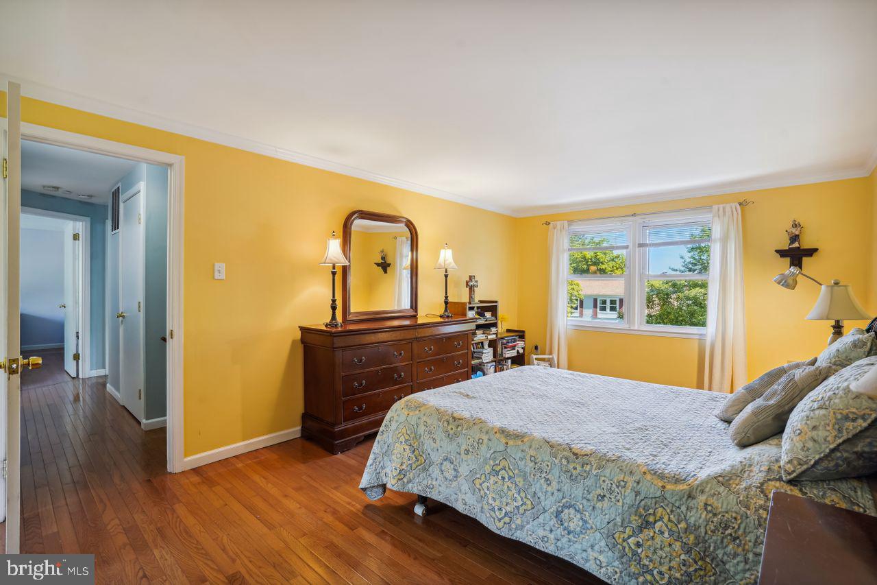 HUNTERS CREEK - Residential