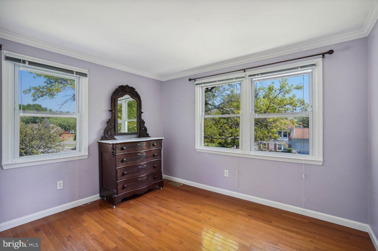 HUNTERS CREEK - Residential