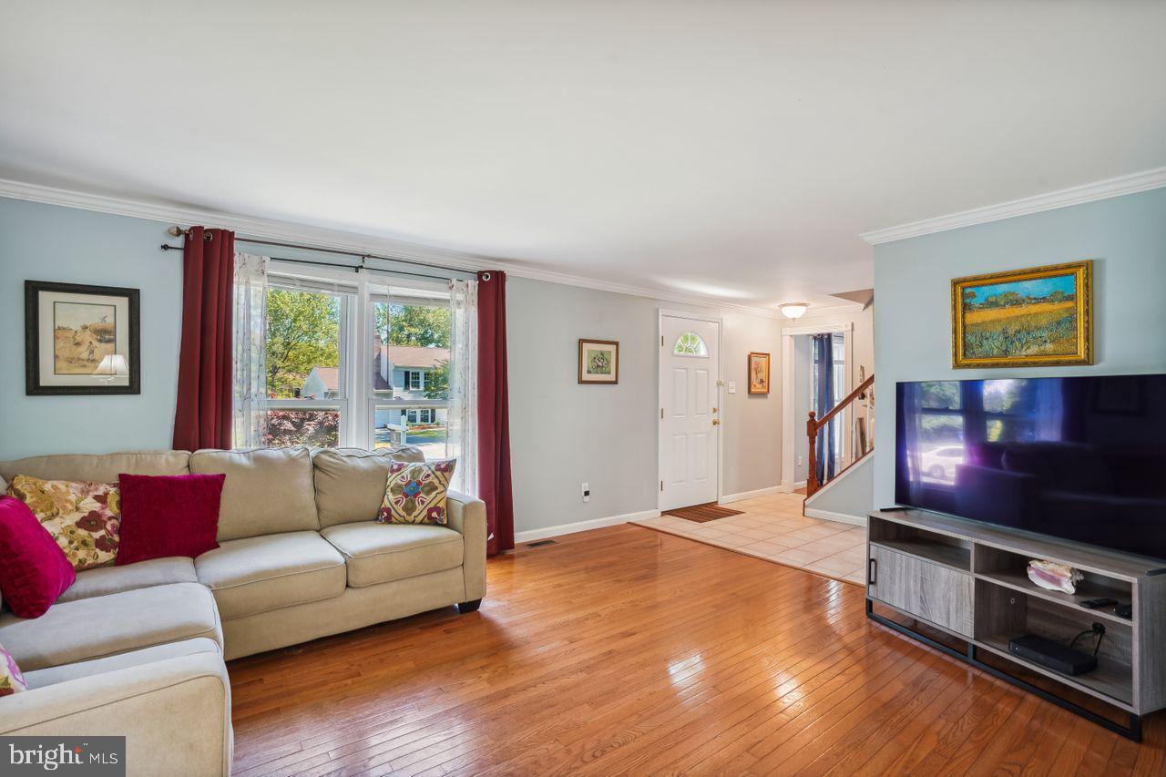 HUNTERS CREEK - Residential