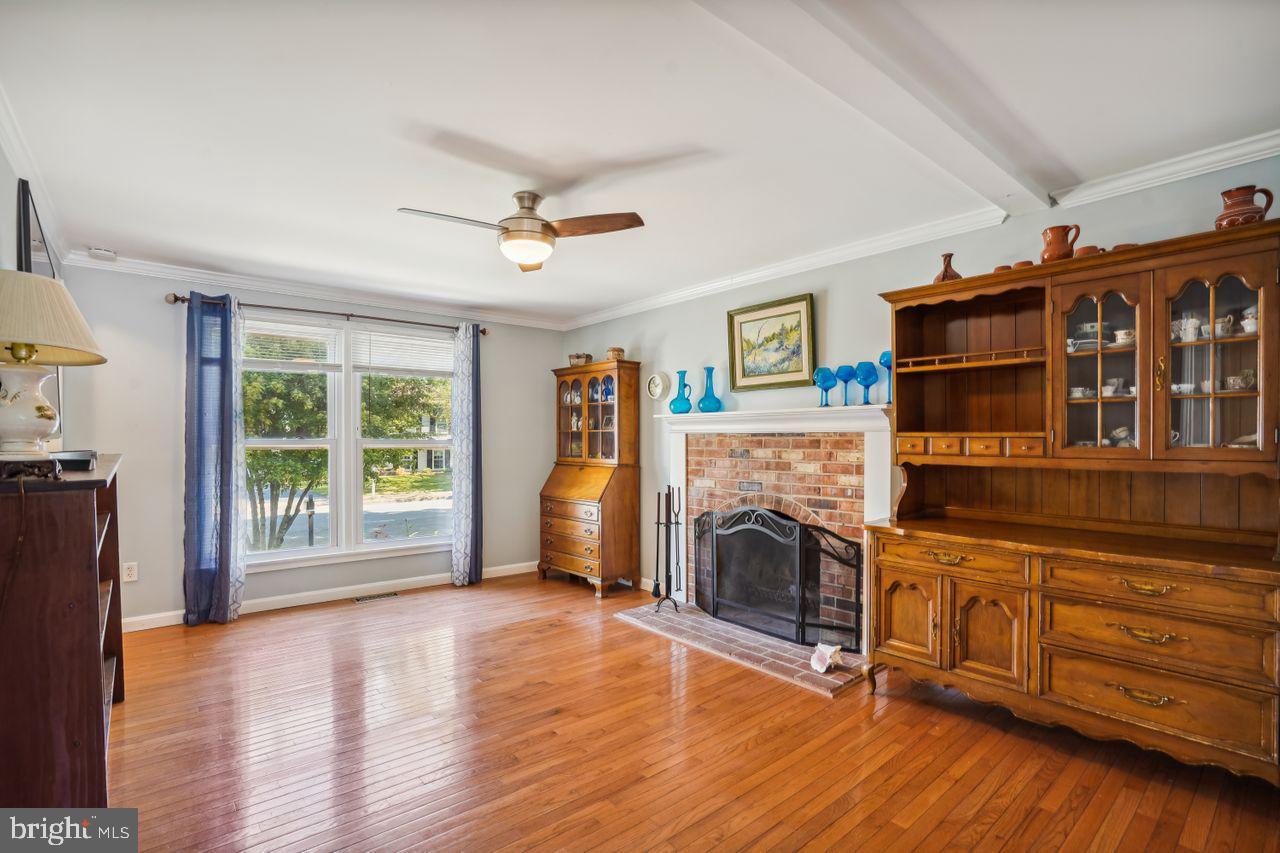 HUNTERS CREEK - Residential