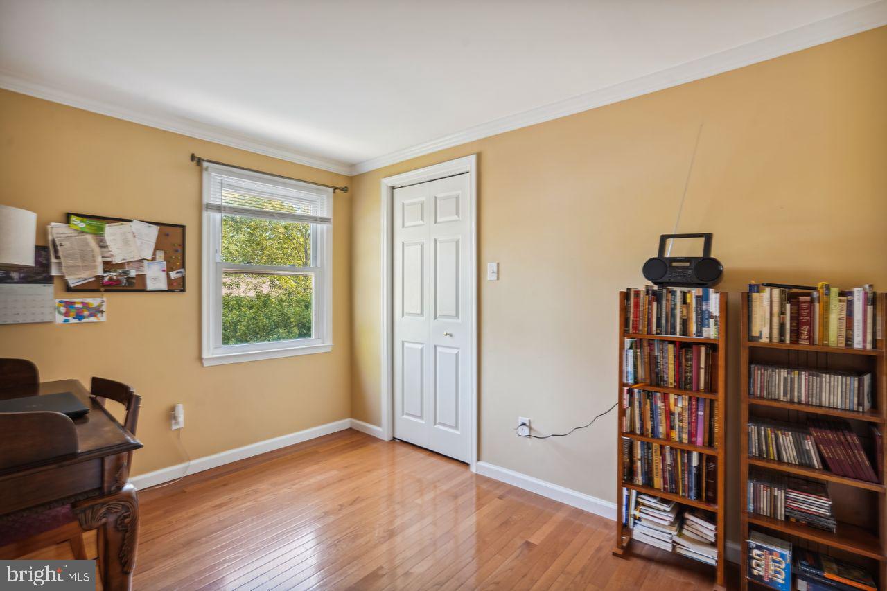 HUNTERS CREEK - Residential