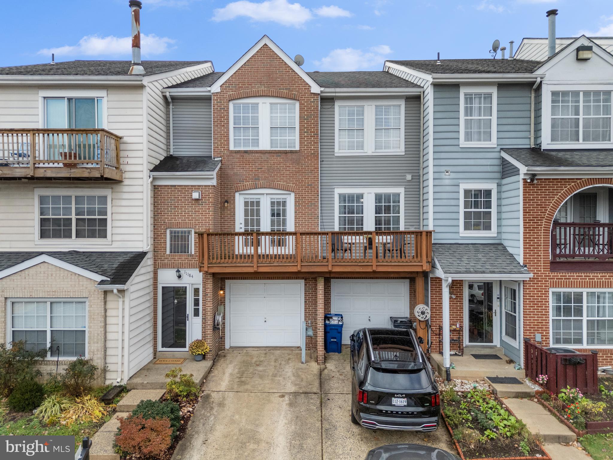 JACKSONS RIDGE CONDOS - Residential