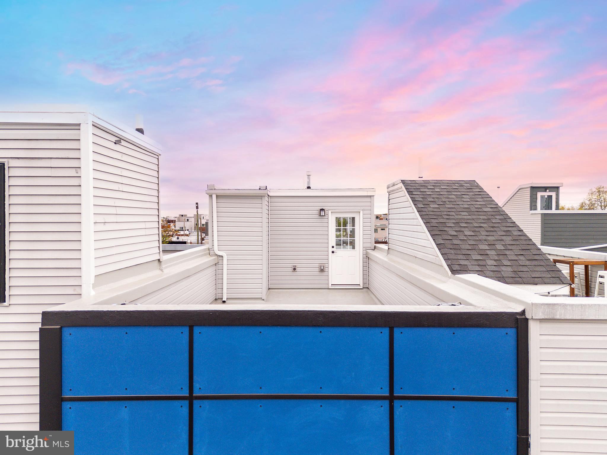 POINT BREEZE - Residential