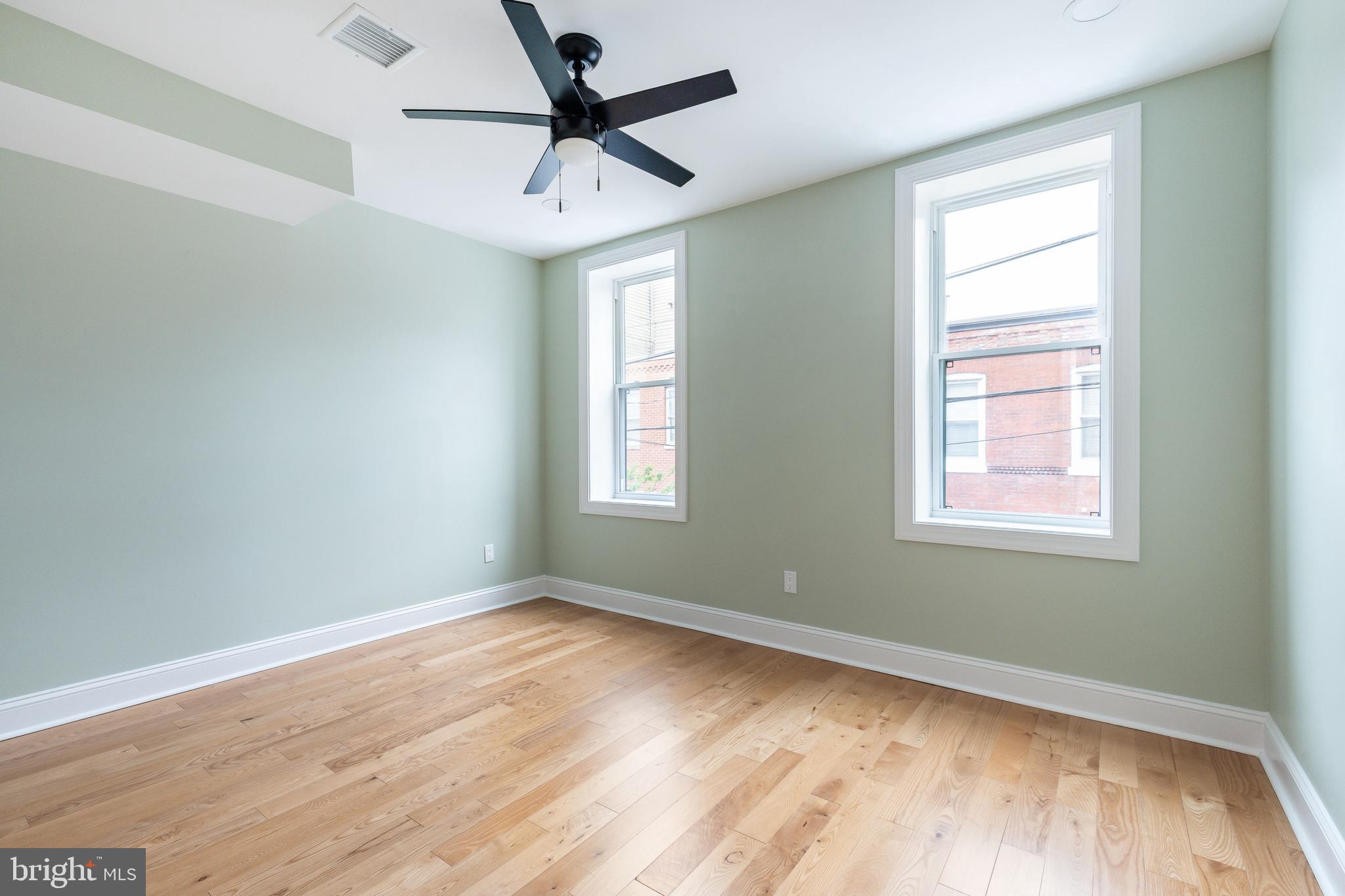 POINT BREEZE - Residential