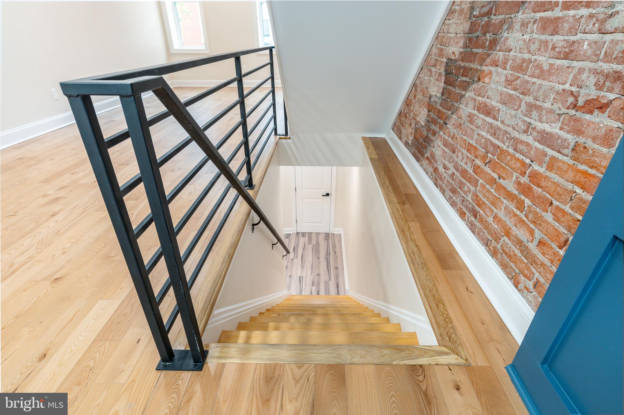 POINT BREEZE - Residential