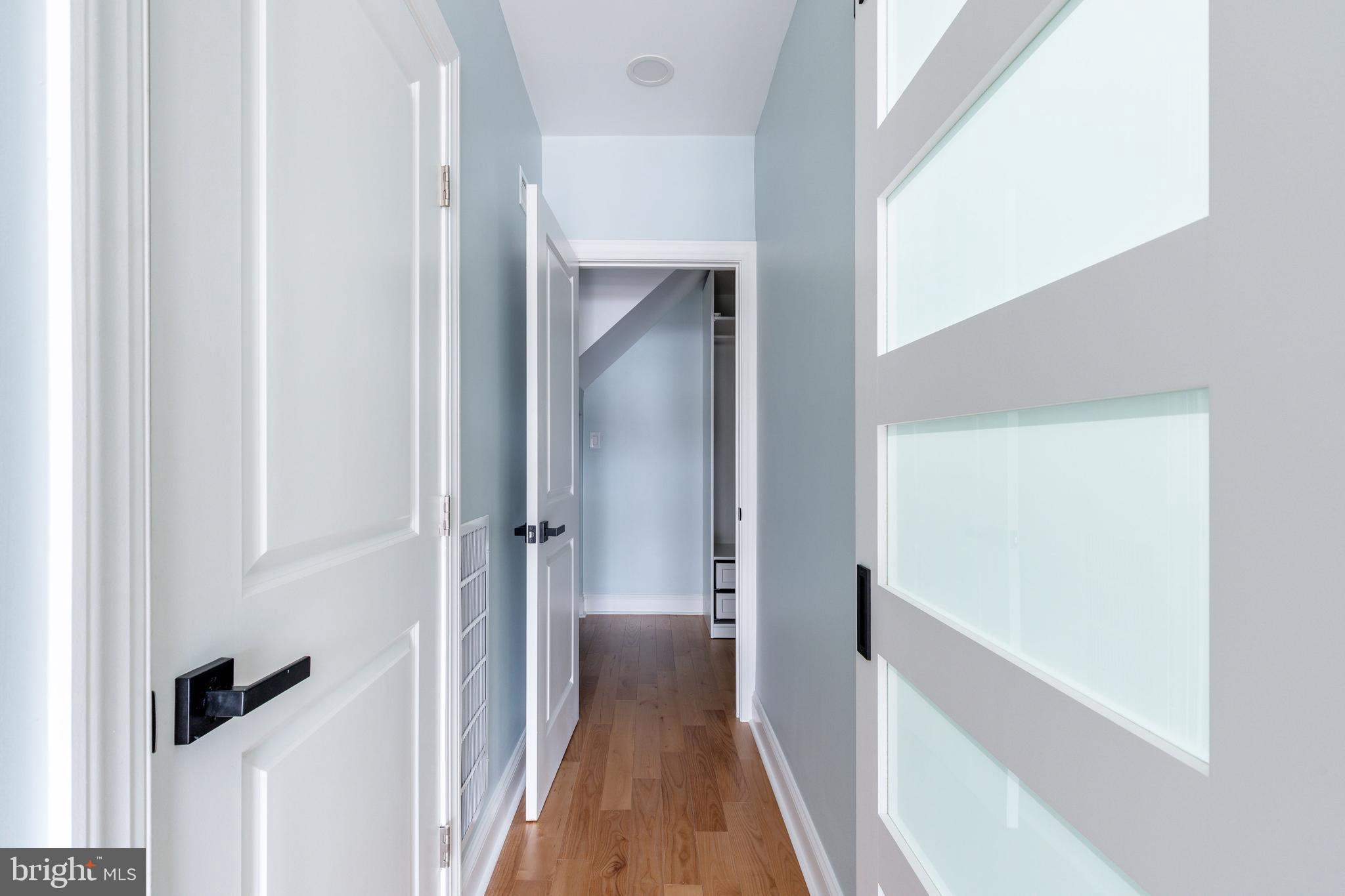 POINT BREEZE - Residential