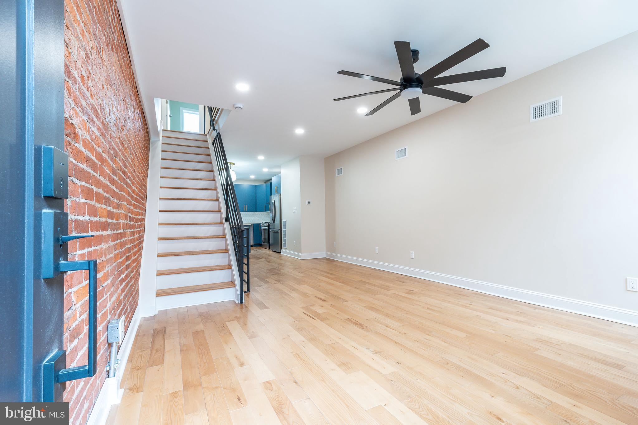 POINT BREEZE - Residential