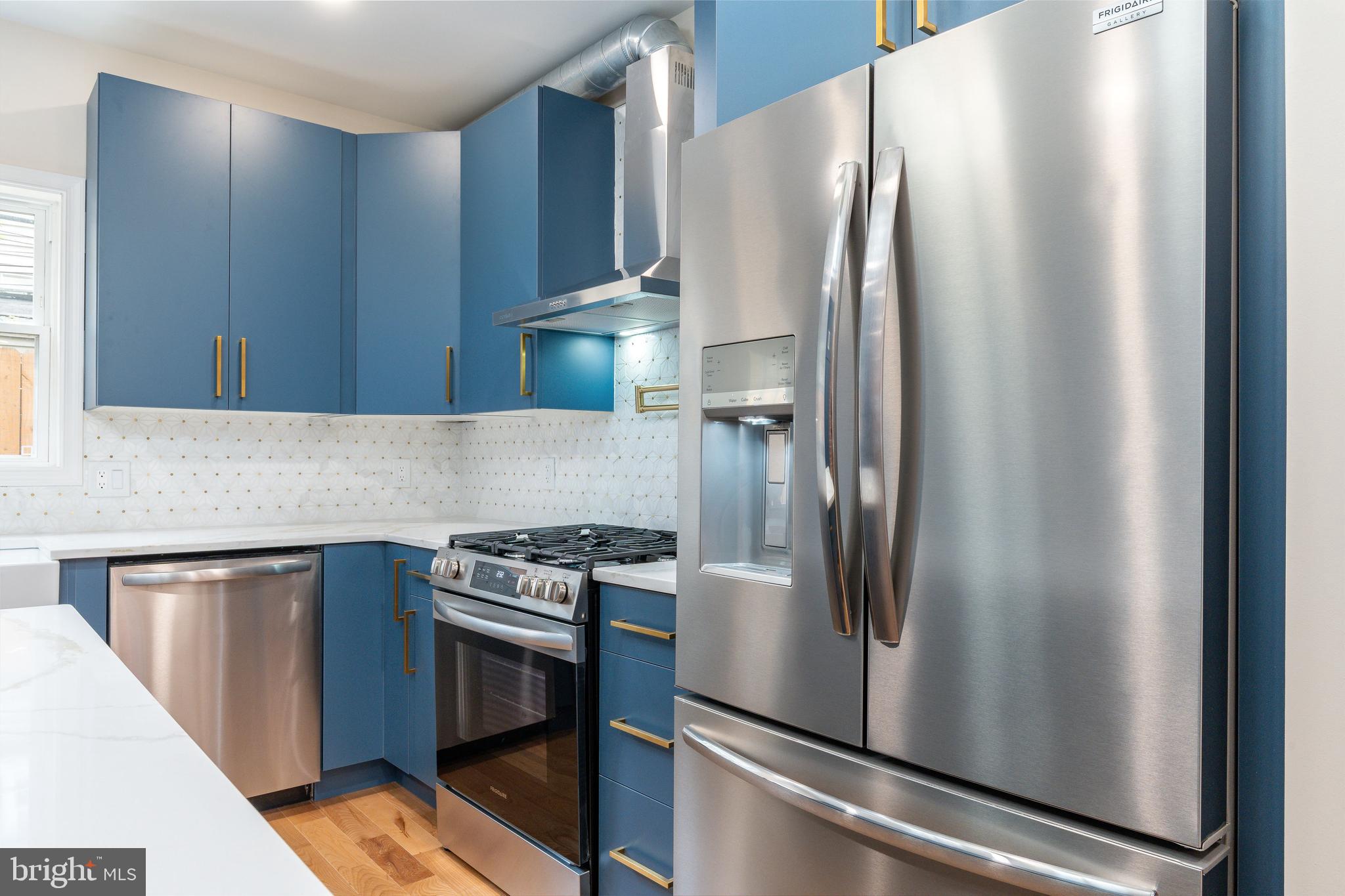 POINT BREEZE - Residential