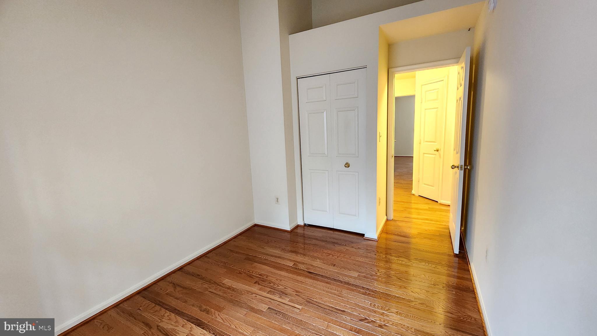 KINGSTOWNE - Residential Lease