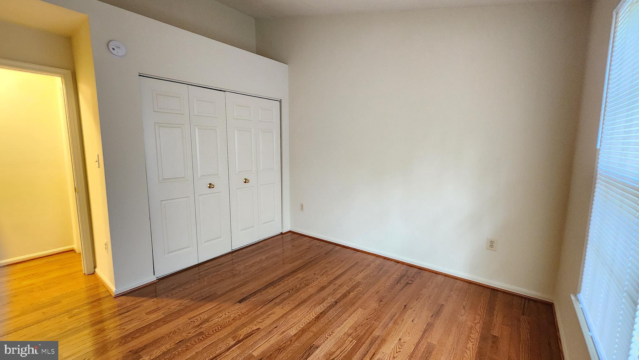 KINGSTOWNE - Residential Lease