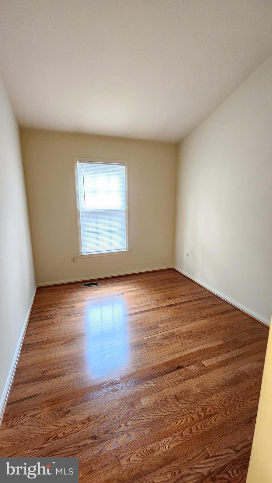 KINGSTOWNE - Residential Lease