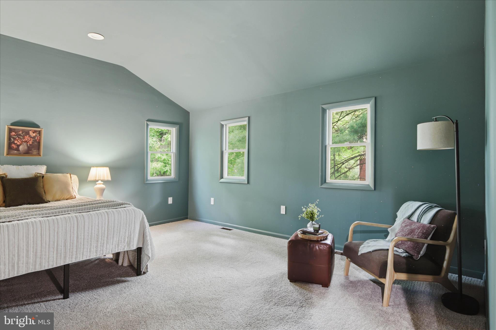 MONTGOMERY WOODS - Residential