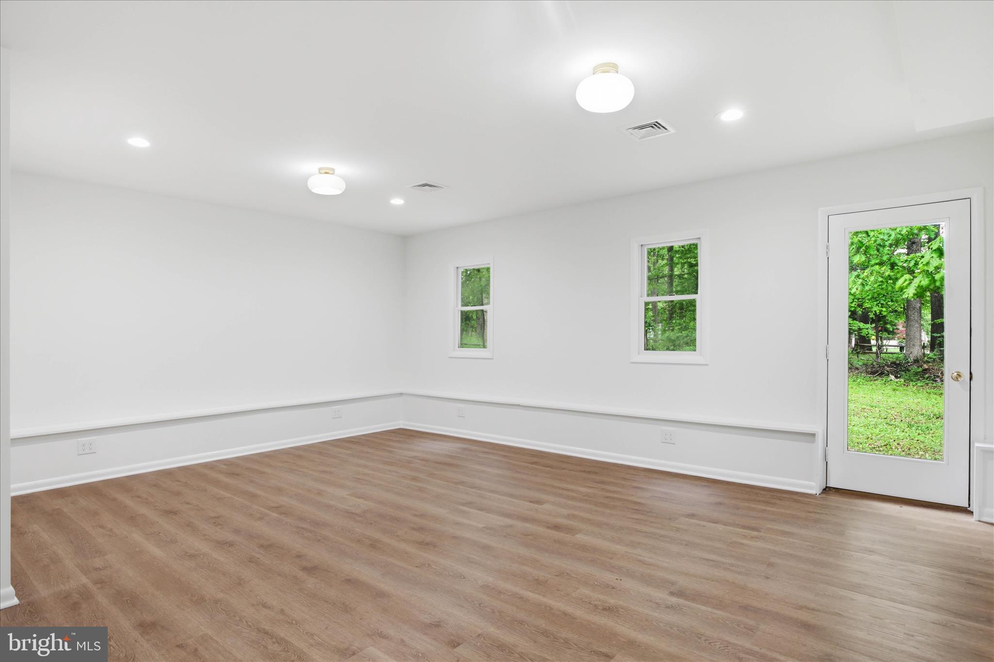 MONTGOMERY WOODS - Residential