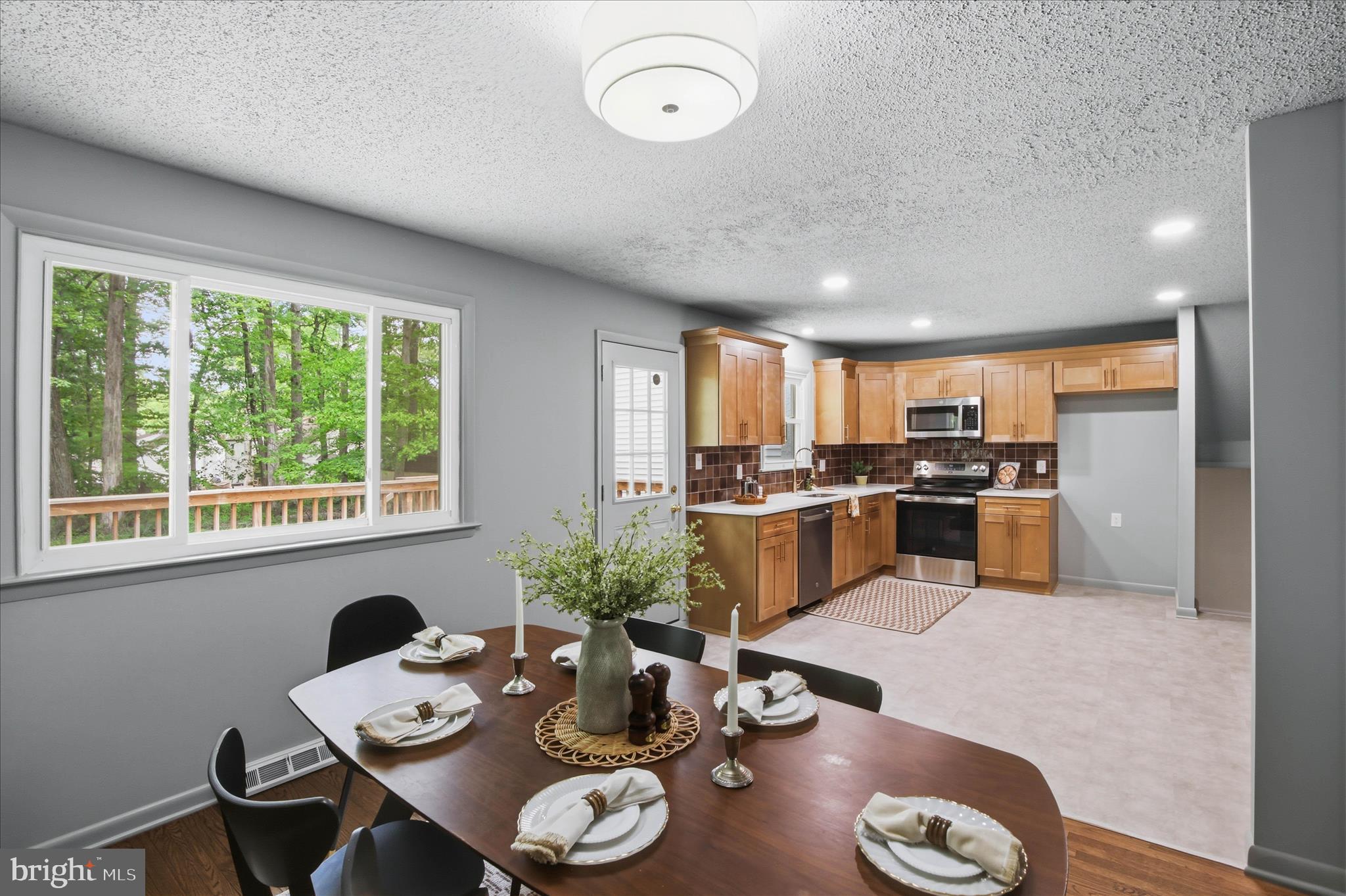MONTGOMERY WOODS - Residential