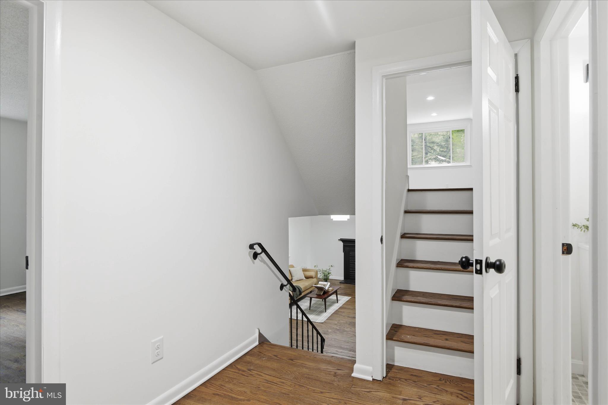 MONTGOMERY WOODS - Residential