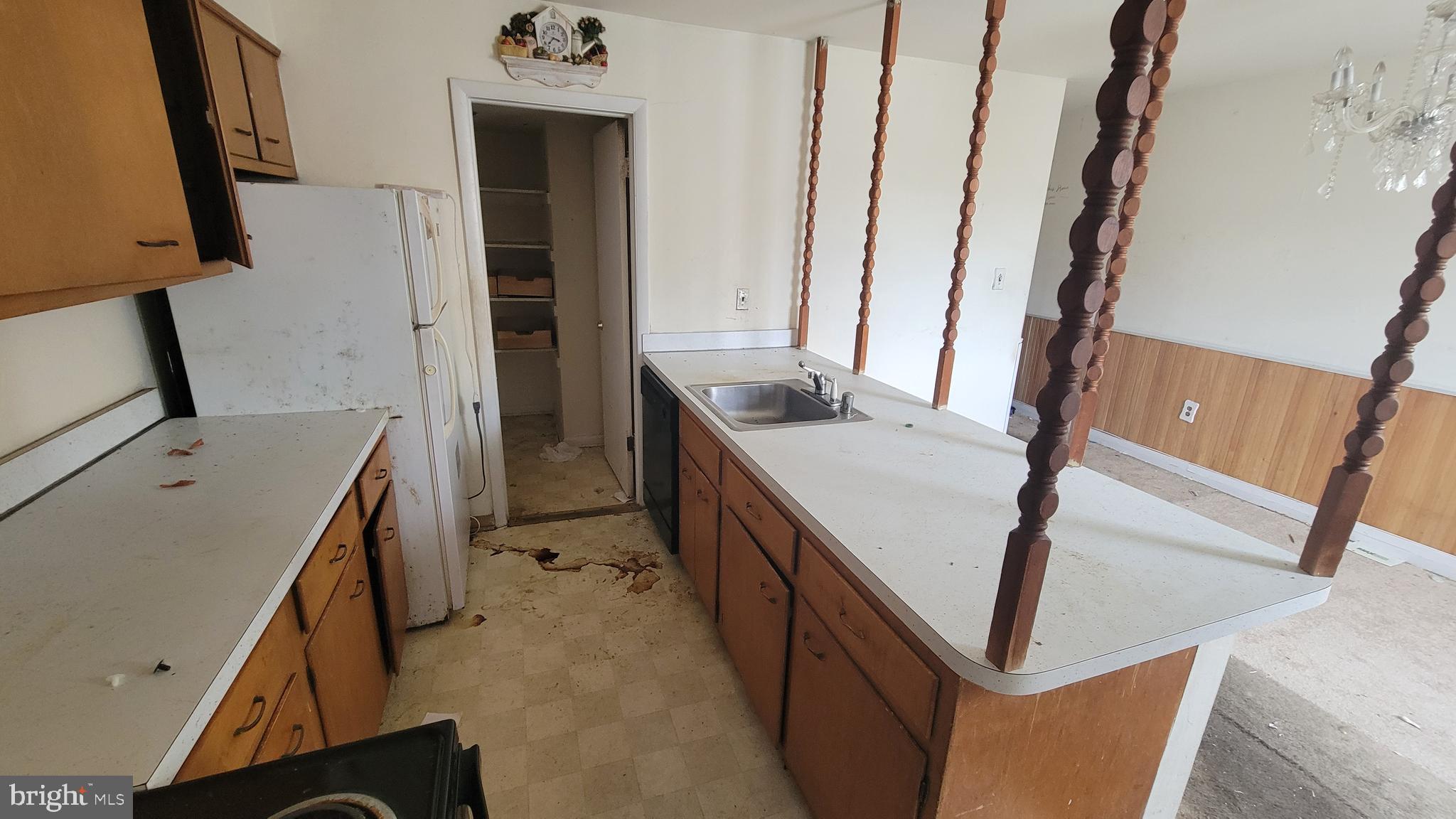 ANDREWS VILLAGE CONDOMIN - Residential