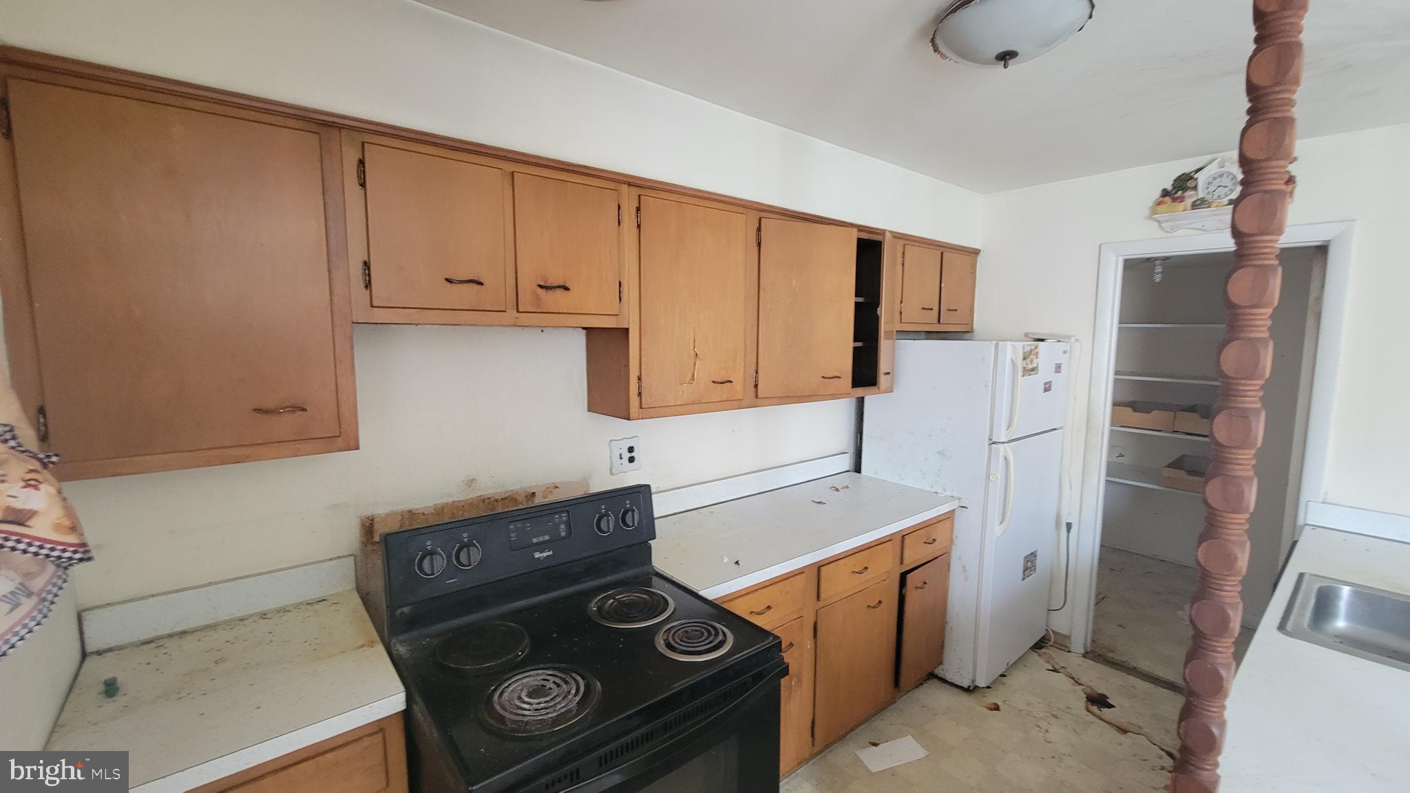 ANDREWS VILLAGE CONDOMIN - Residential