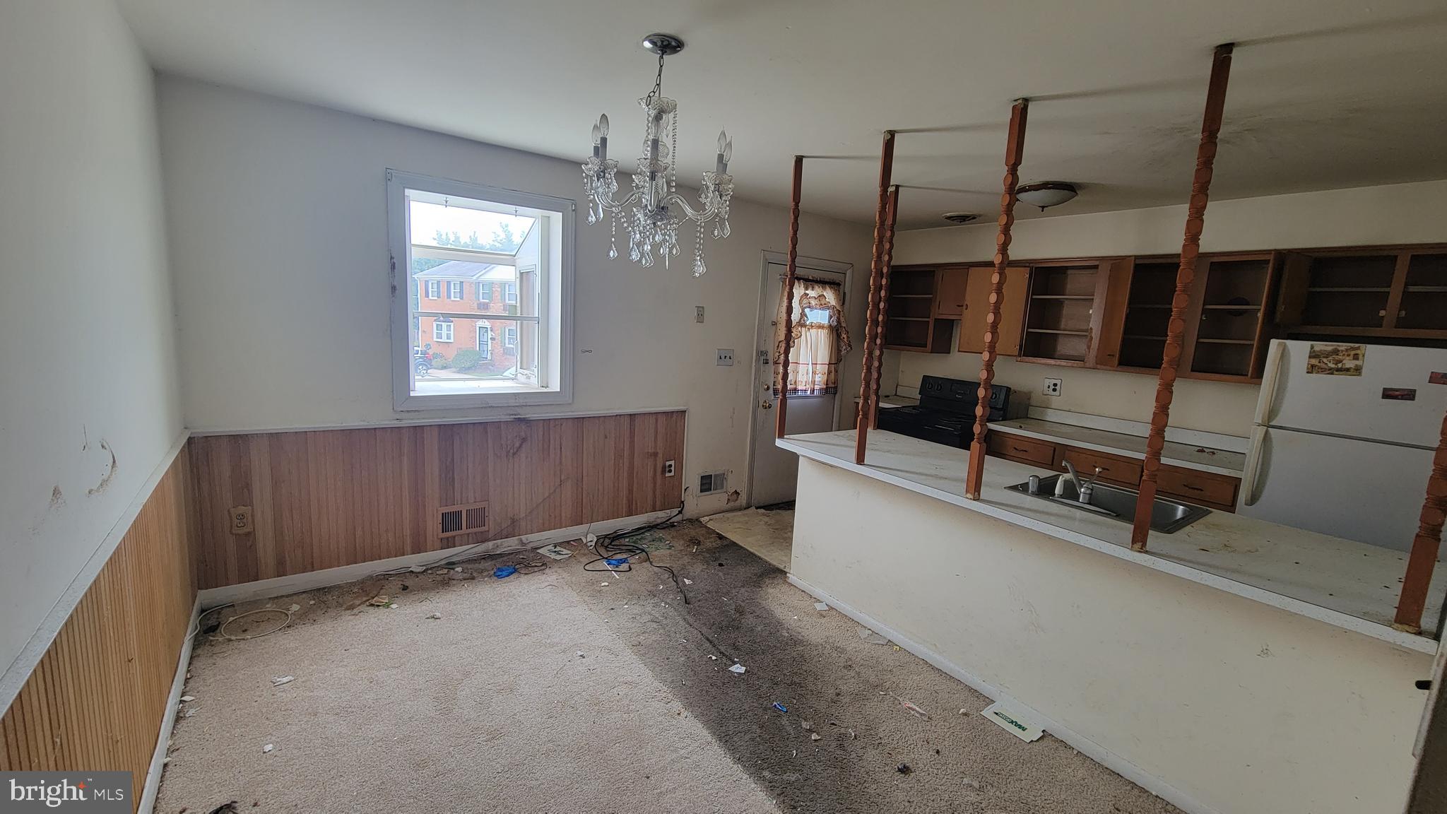 ANDREWS VILLAGE CONDOMIN - Residential