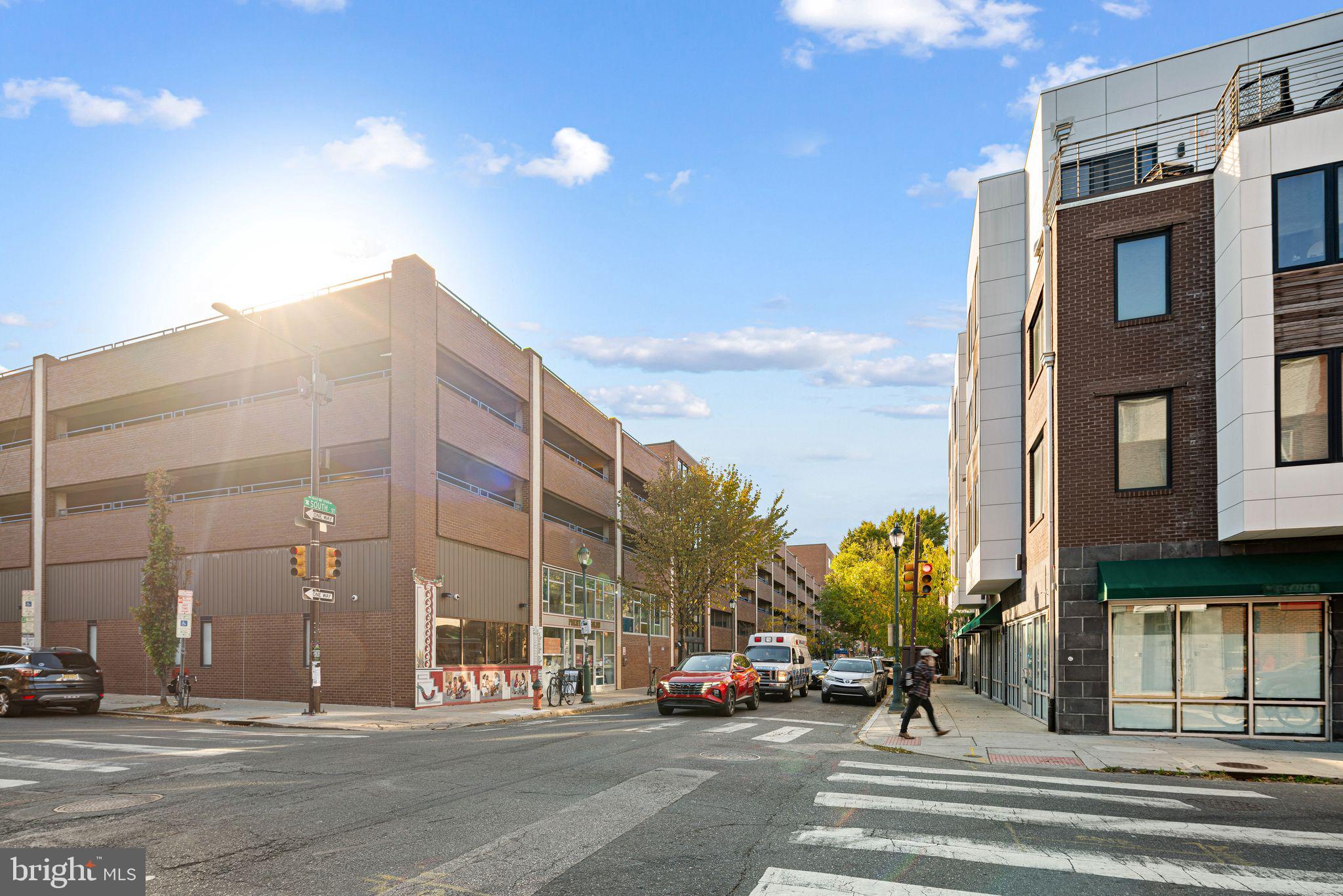 RITTENHOUSE SQUARE - Commercial Sale