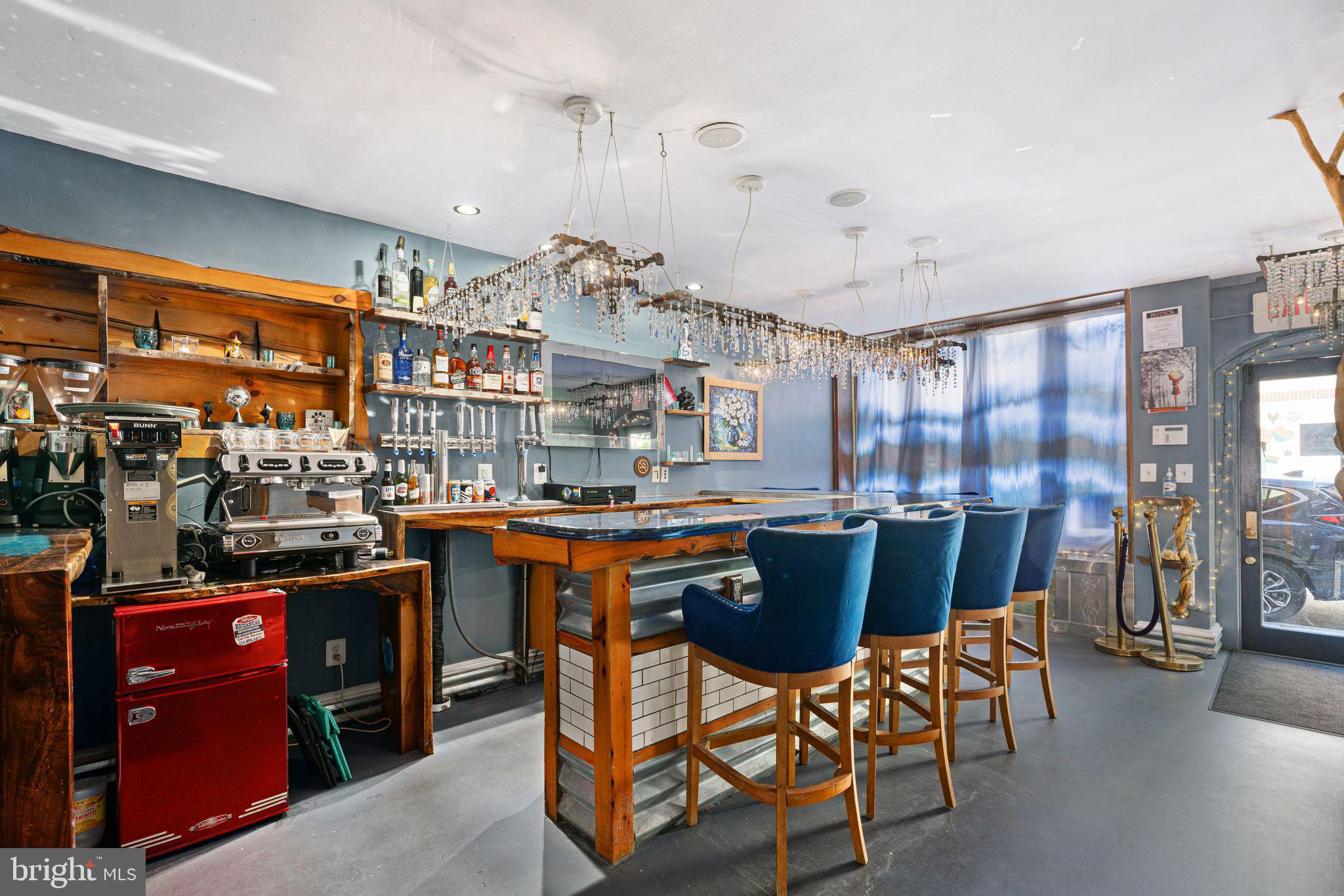 RITTENHOUSE SQUARE - Commercial Sale