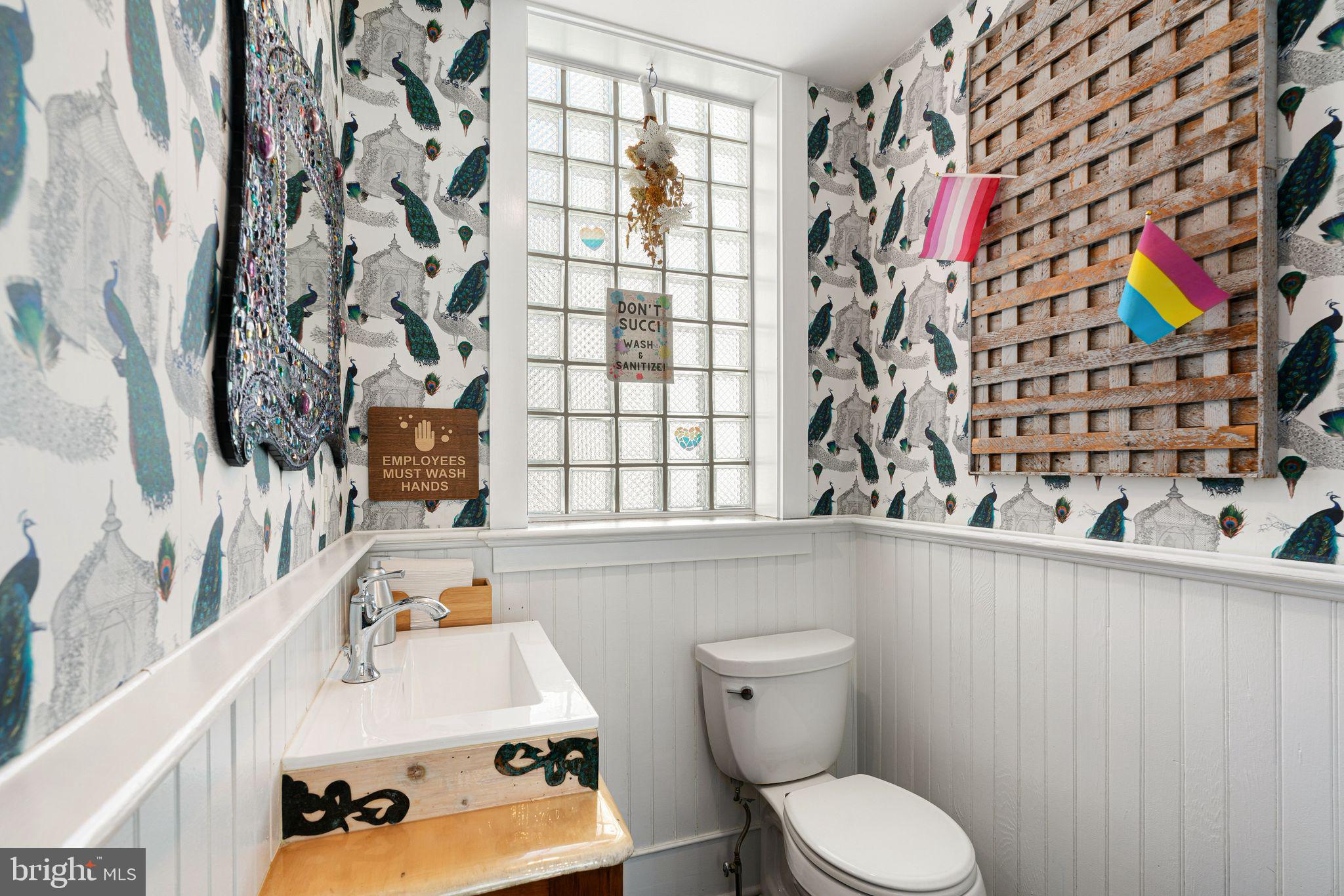 RITTENHOUSE SQUARE - Commercial Sale