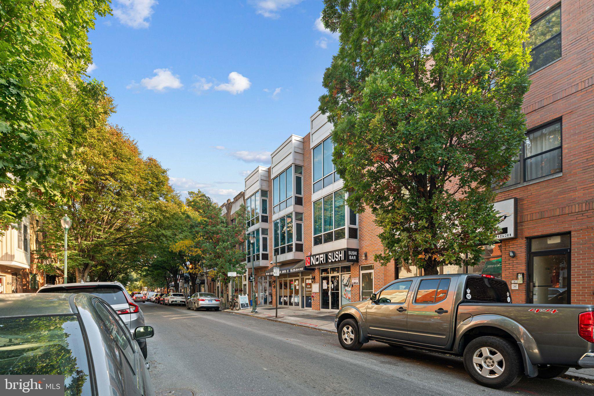 RITTENHOUSE SQUARE - Commercial Sale