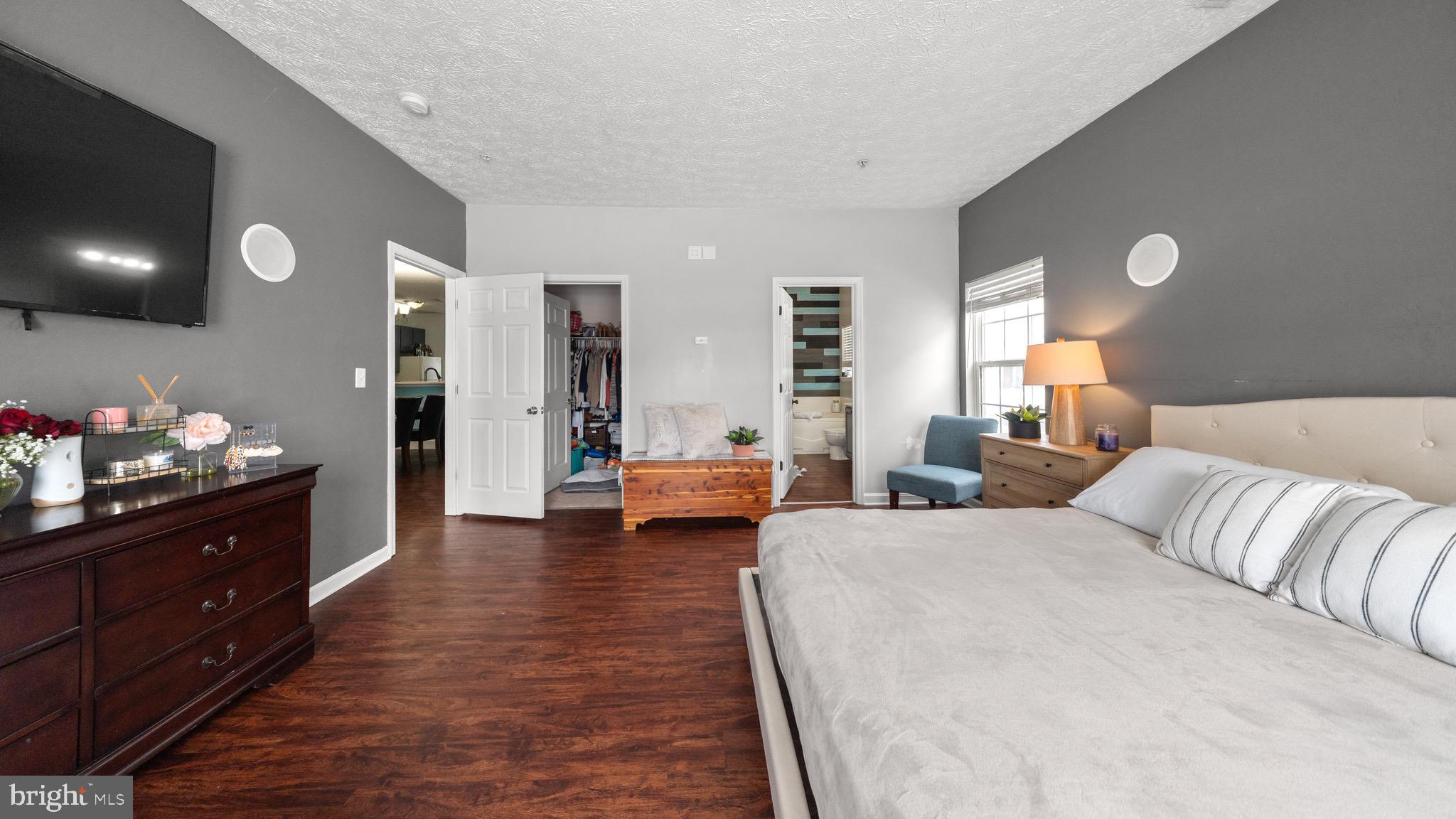 WOOD CREEK GOLF COMM - Residential