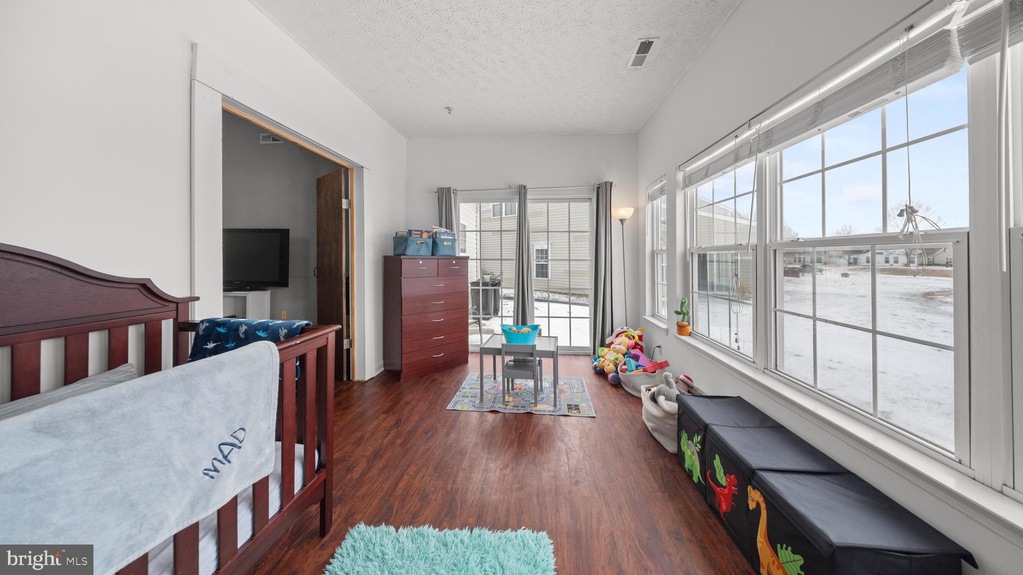 WOOD CREEK GOLF COMM - Residential