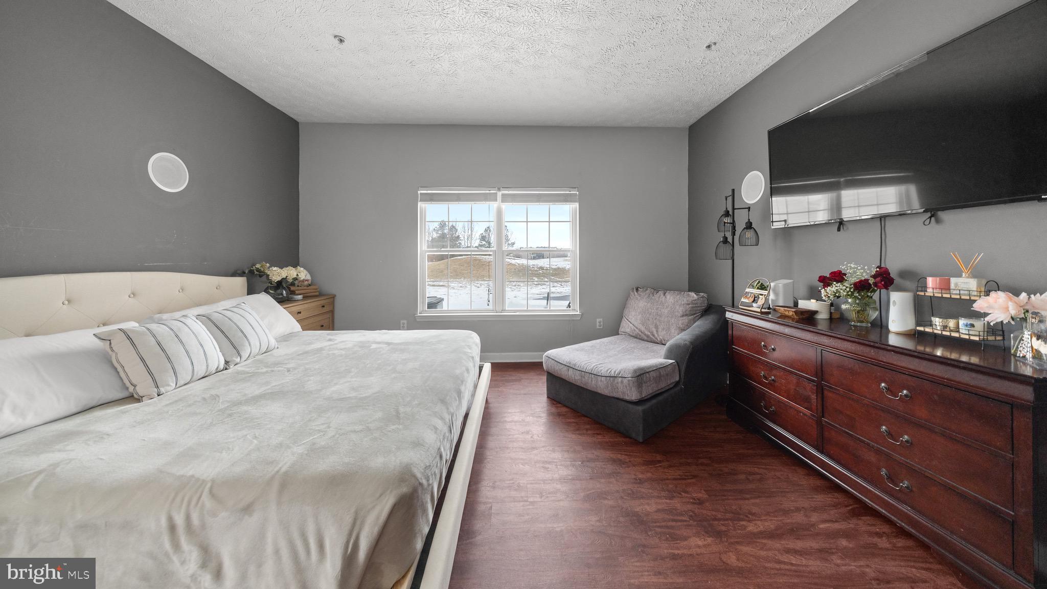 WOOD CREEK GOLF COMM - Residential