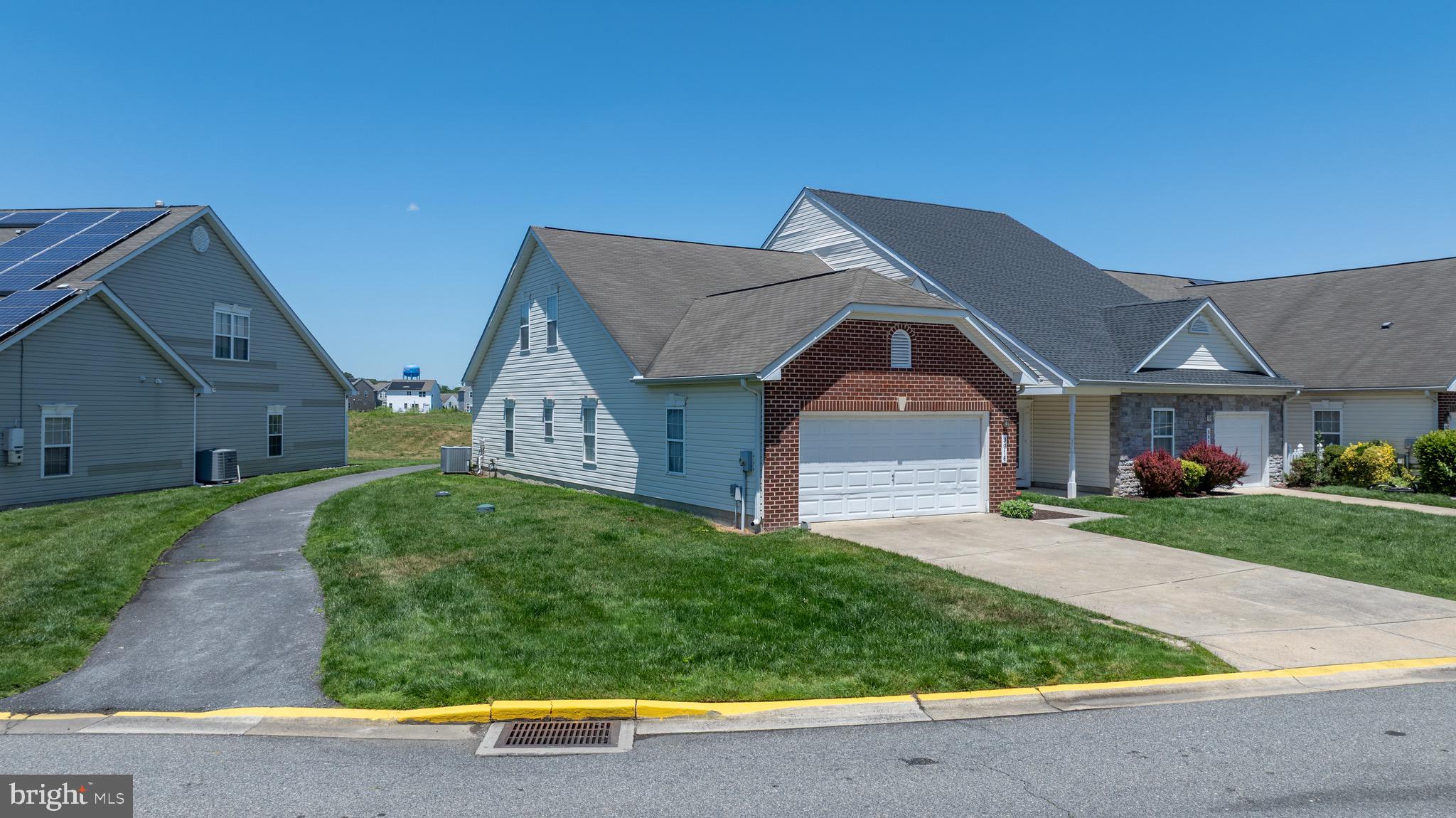 WOOD CREEK GOLF COMM - Residential