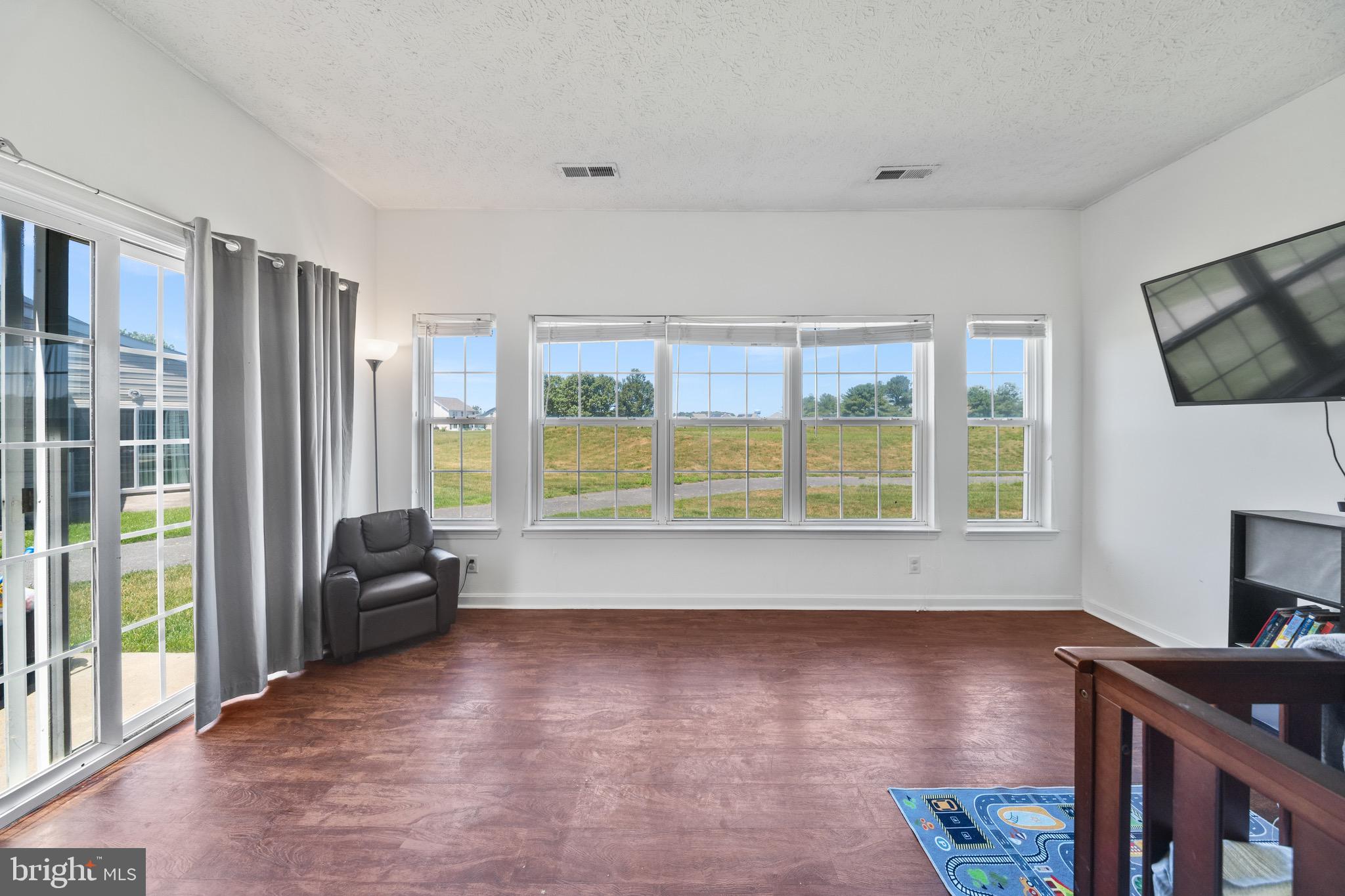 WOOD CREEK GOLF COMM - Residential