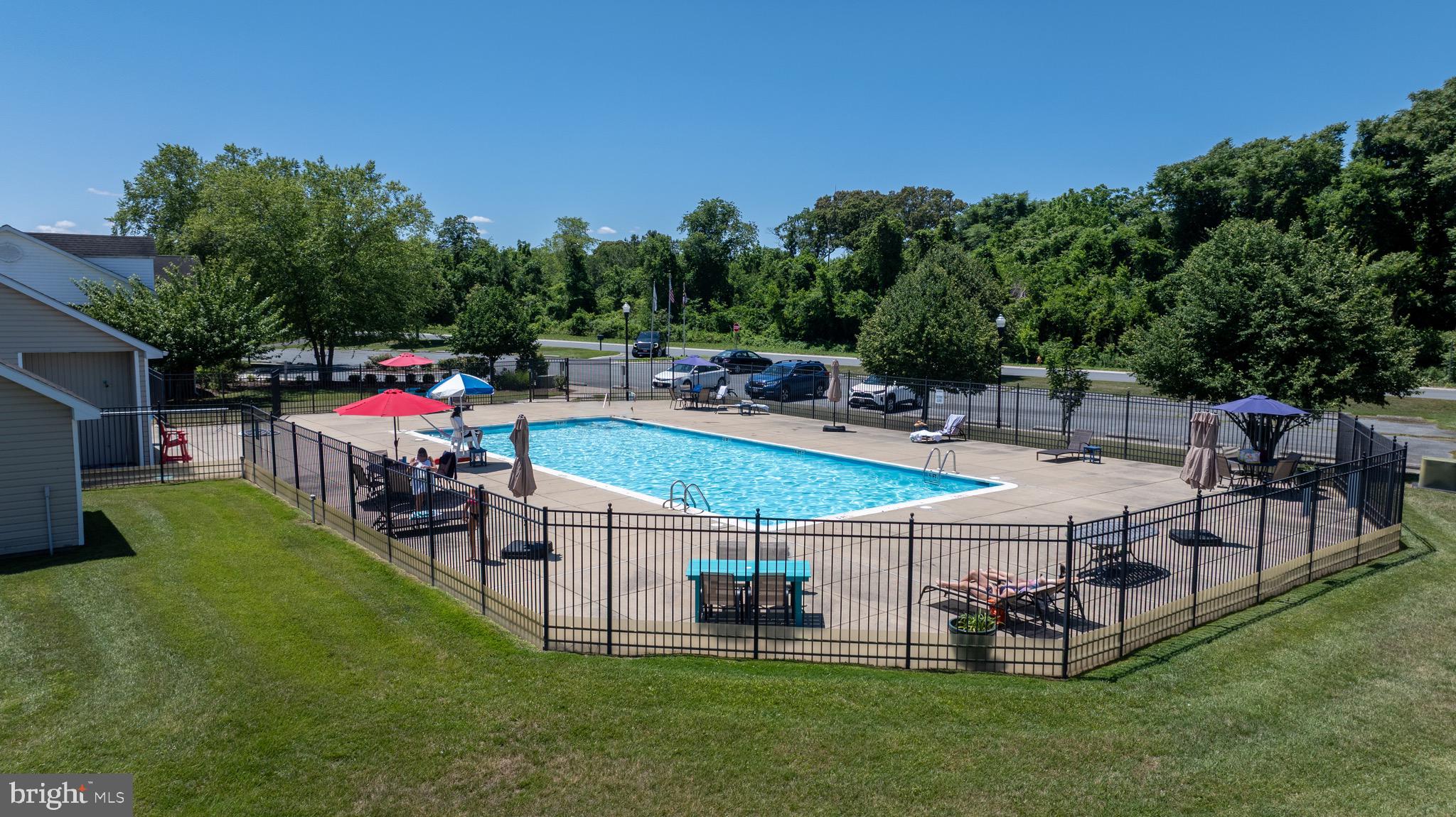 WOOD CREEK GOLF COMM - Residential