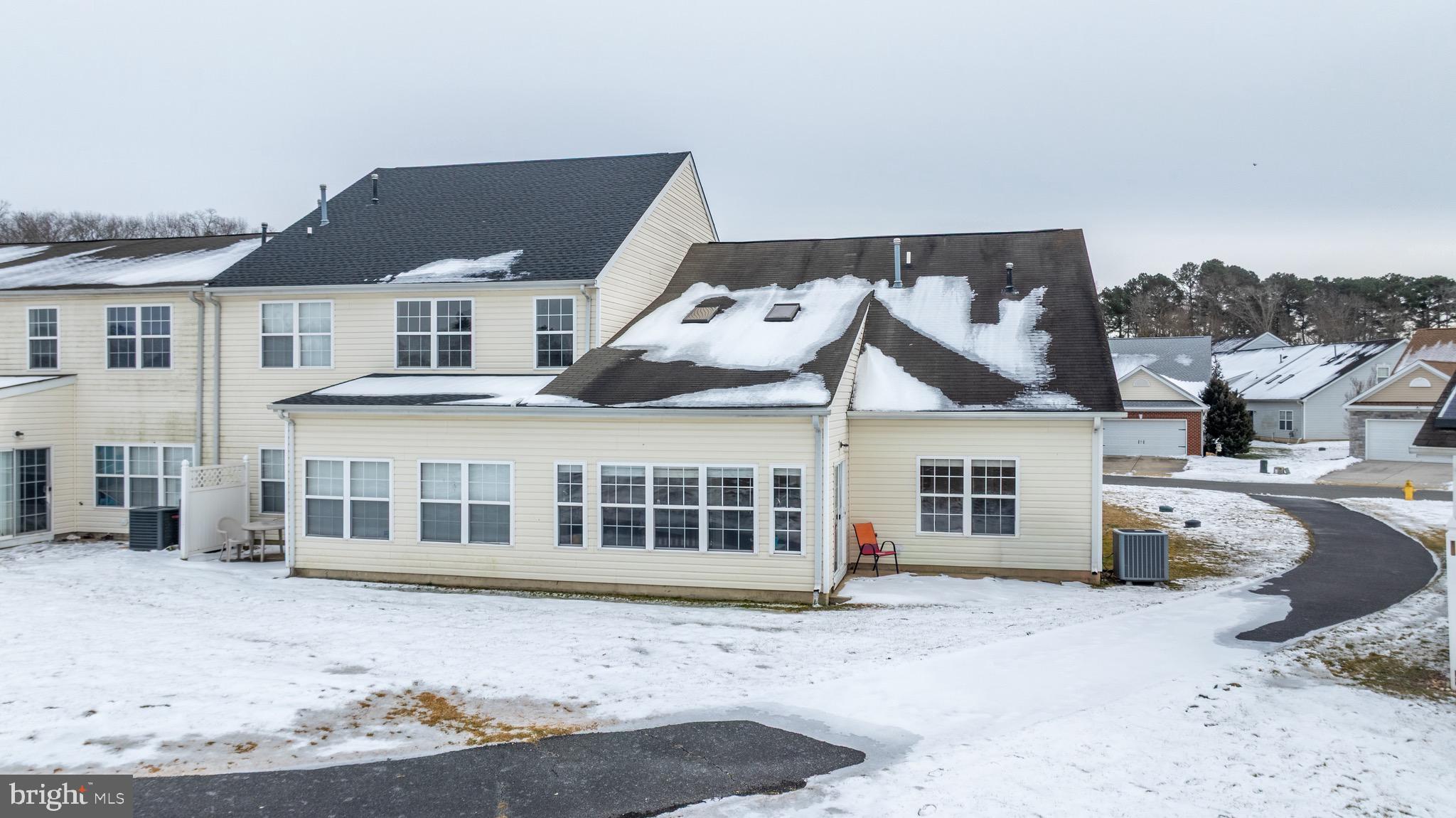 WOOD CREEK GOLF COMM - Residential