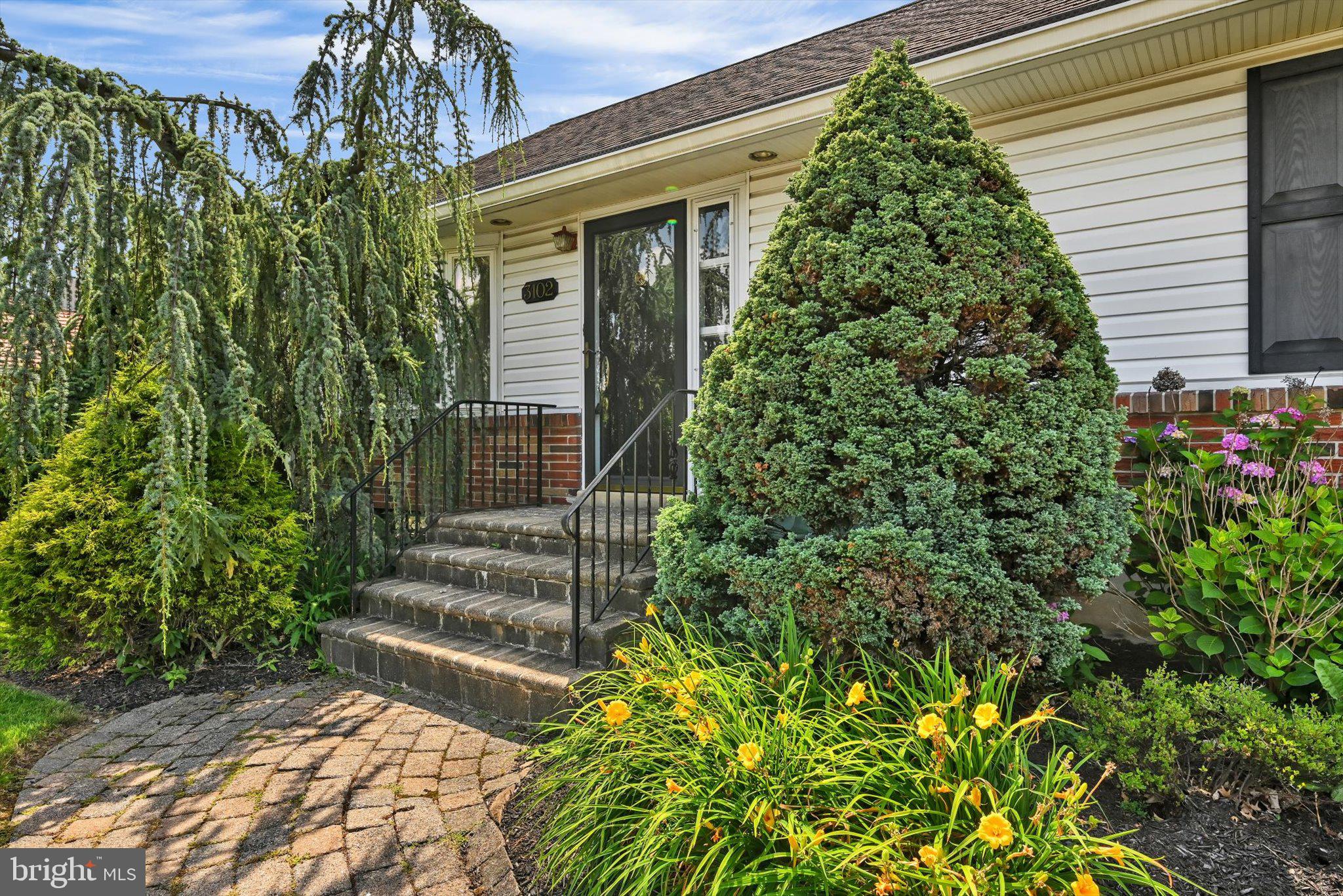 3102 CURTIS ROAD