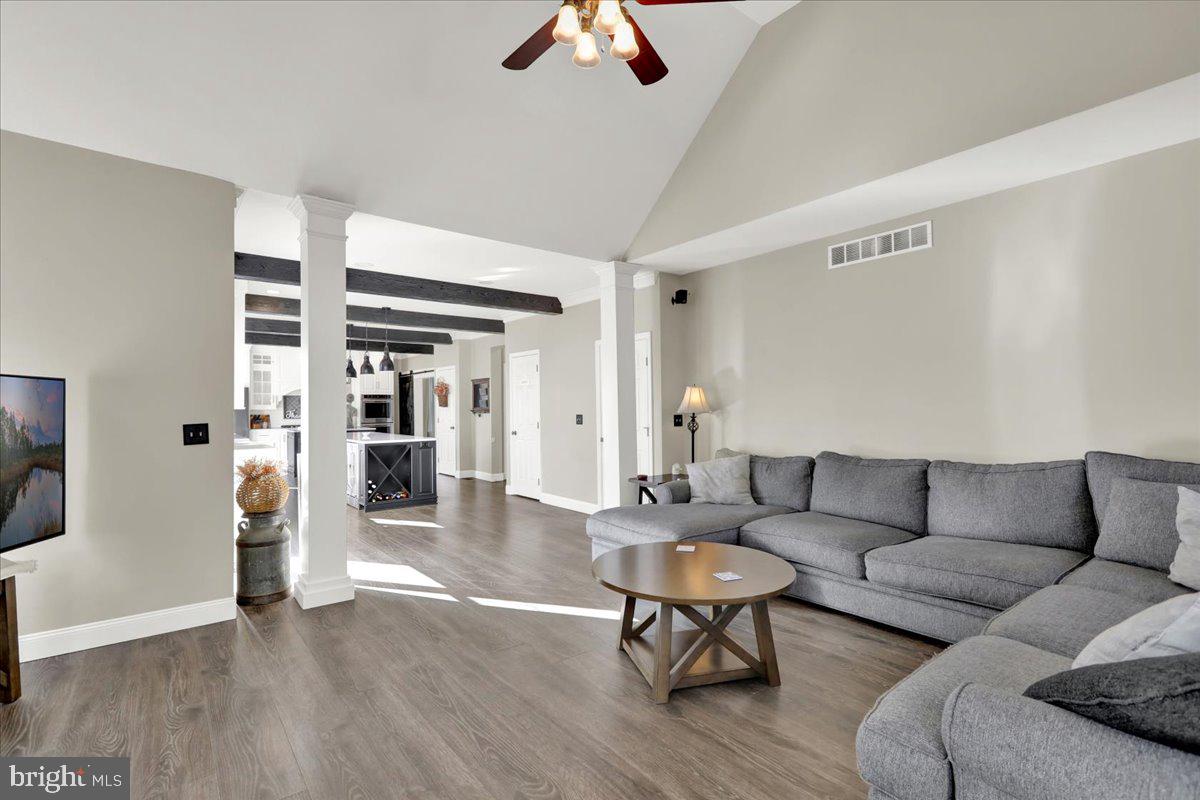 TOBI HILL ESTATES - Residential