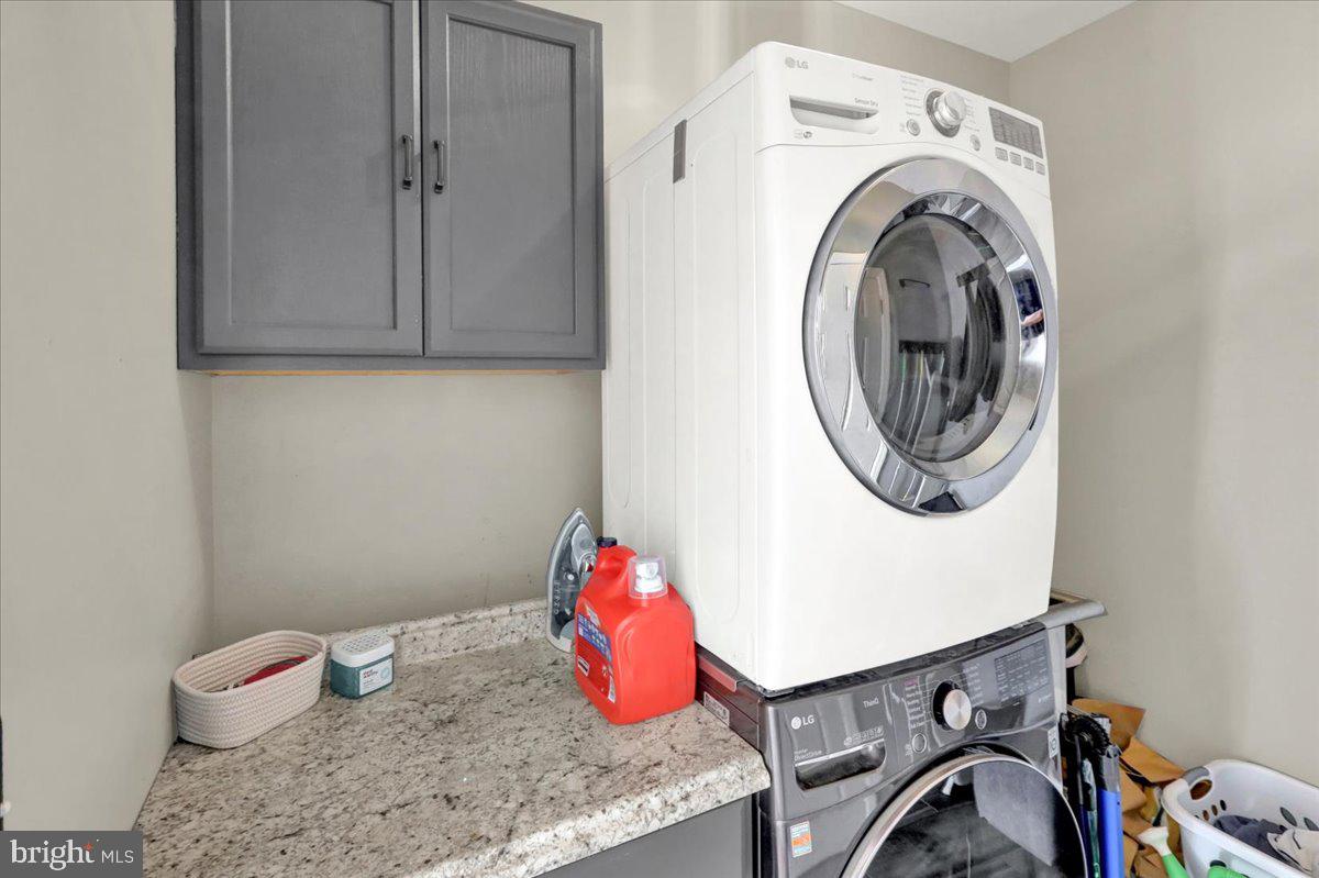 TOBI HILL ESTATES - Residential