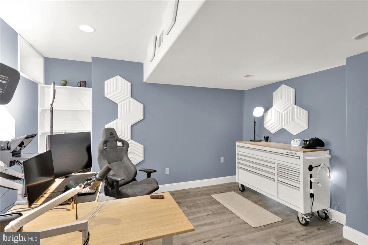 TOBI HILL ESTATES - Residential