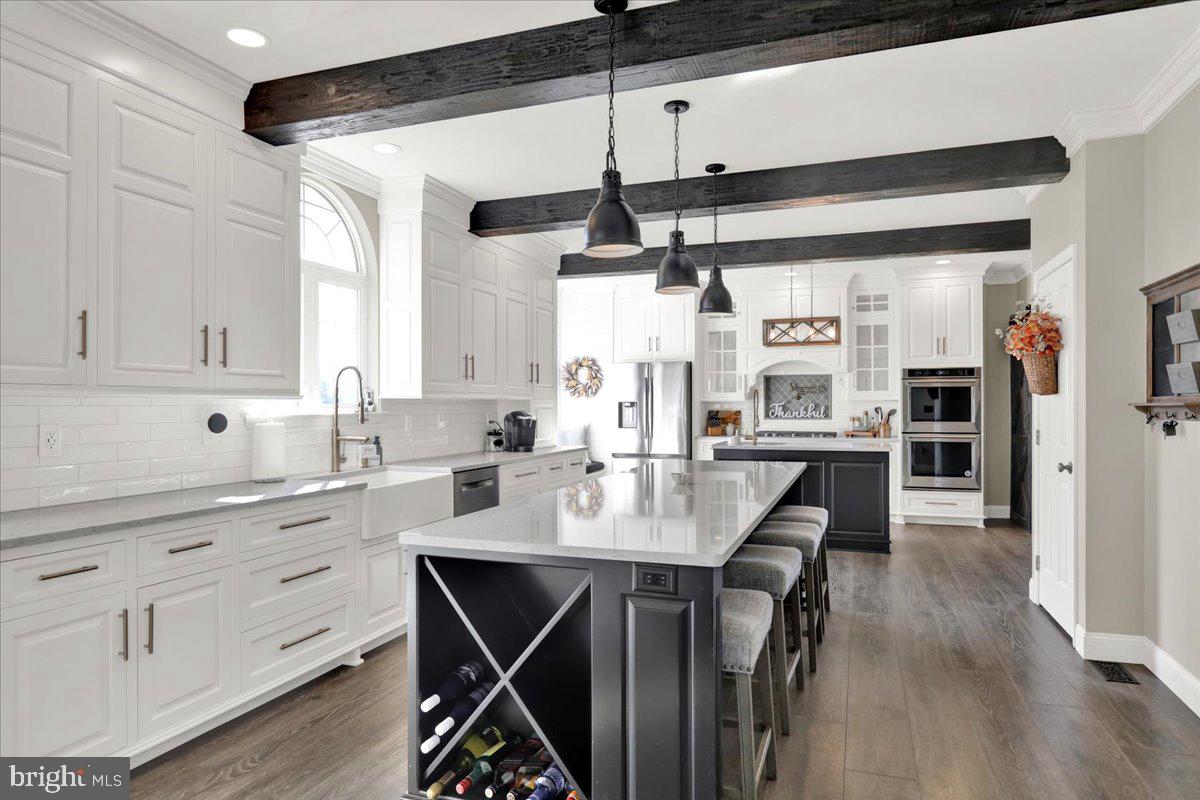 TOBI HILL ESTATES - Residential