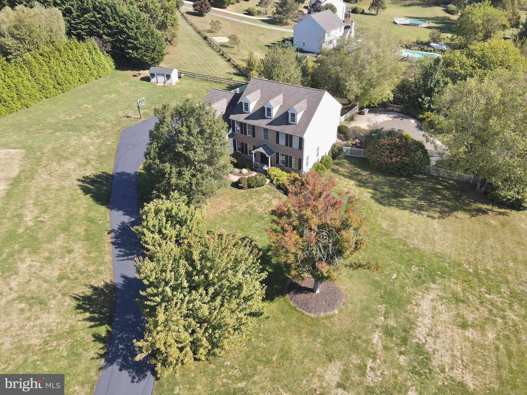 TOBI HILL ESTATES - Residential