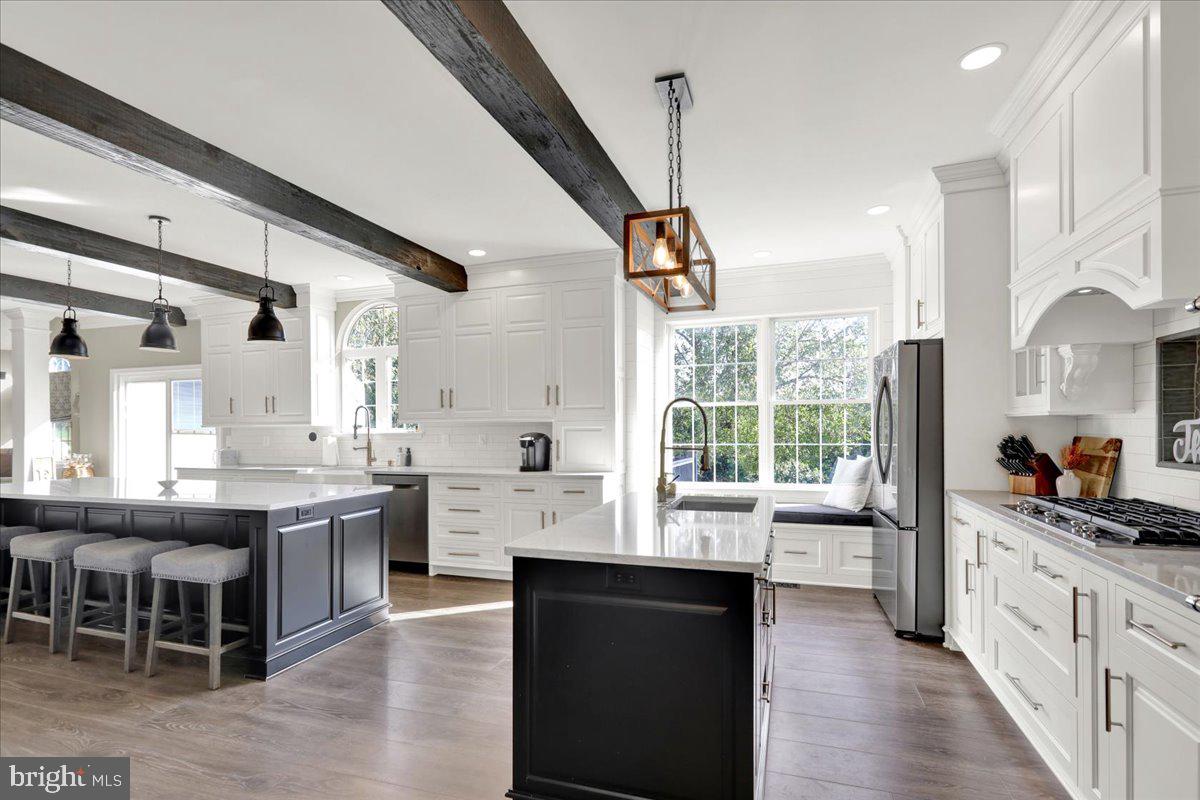 TOBI HILL ESTATES - Residential