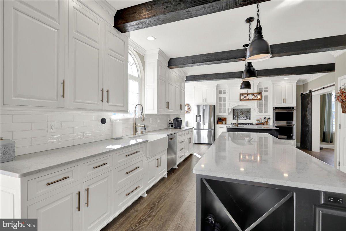 TOBI HILL ESTATES - Residential