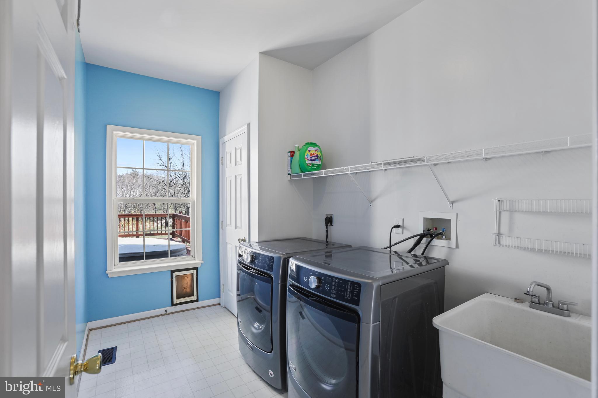 SPRUCE HILL ESTATES - Residential