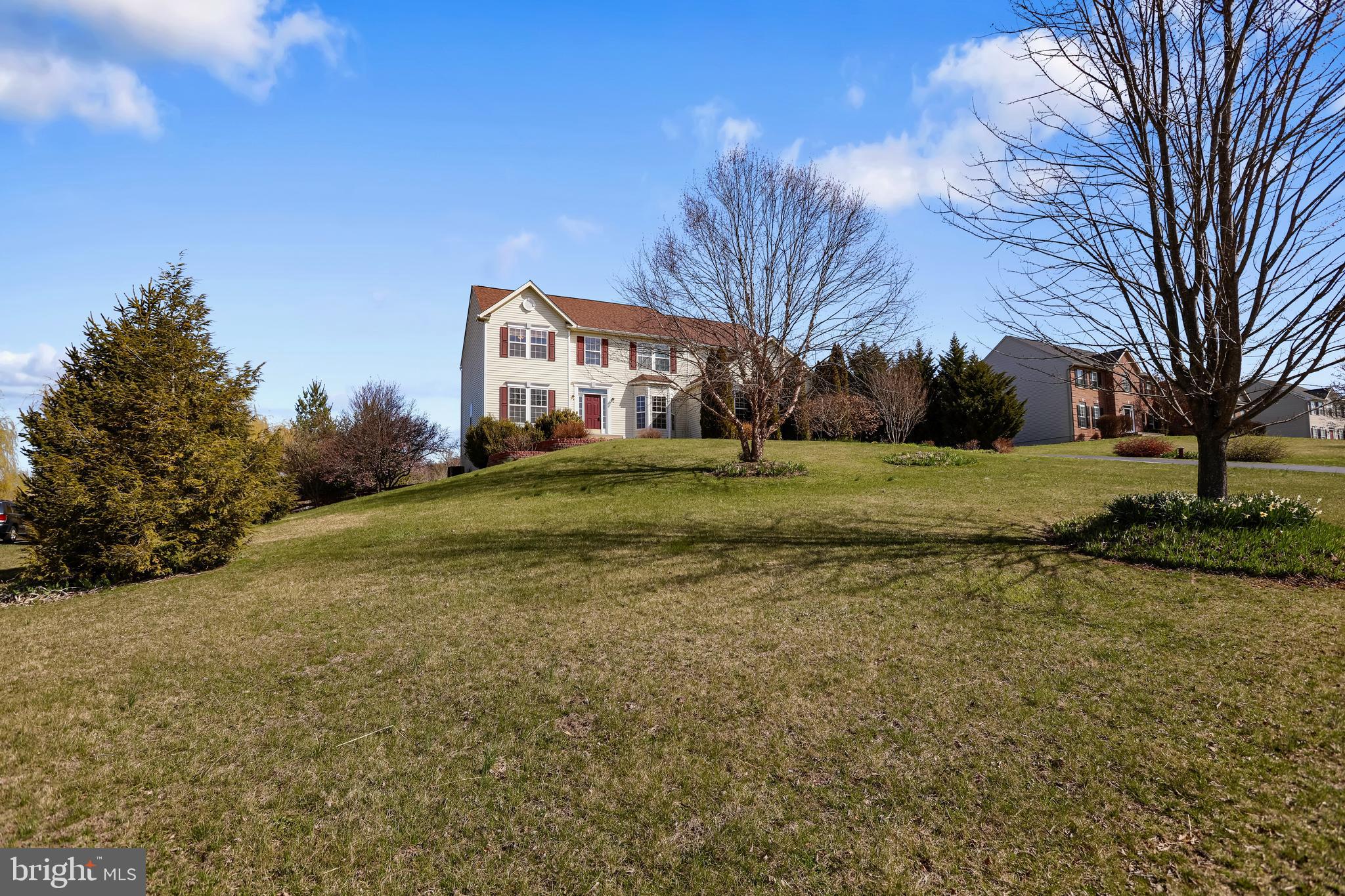 SPRUCE HILL ESTATES - Residential