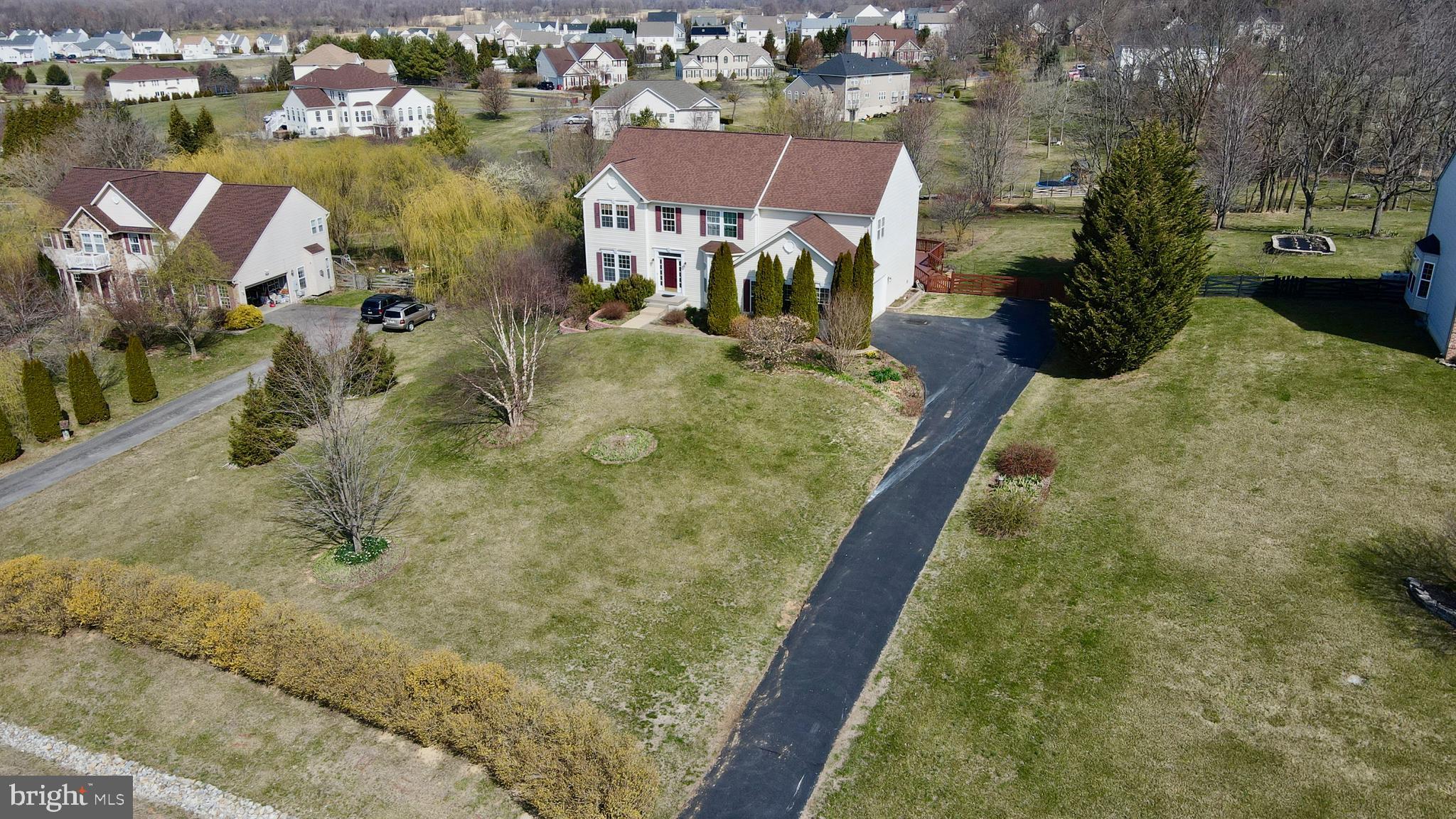 SPRUCE HILL ESTATES - Residential