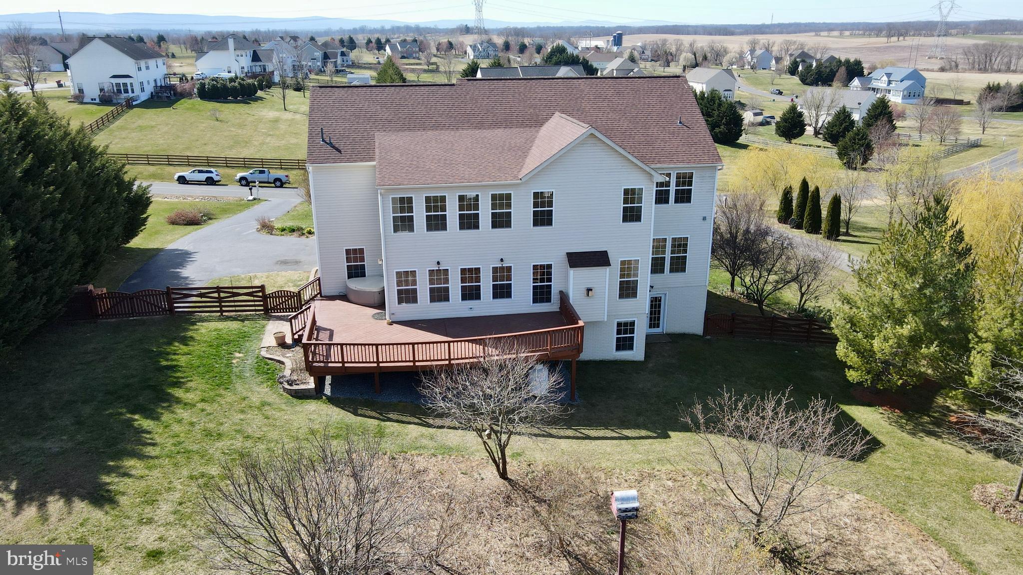 SPRUCE HILL ESTATES - Residential