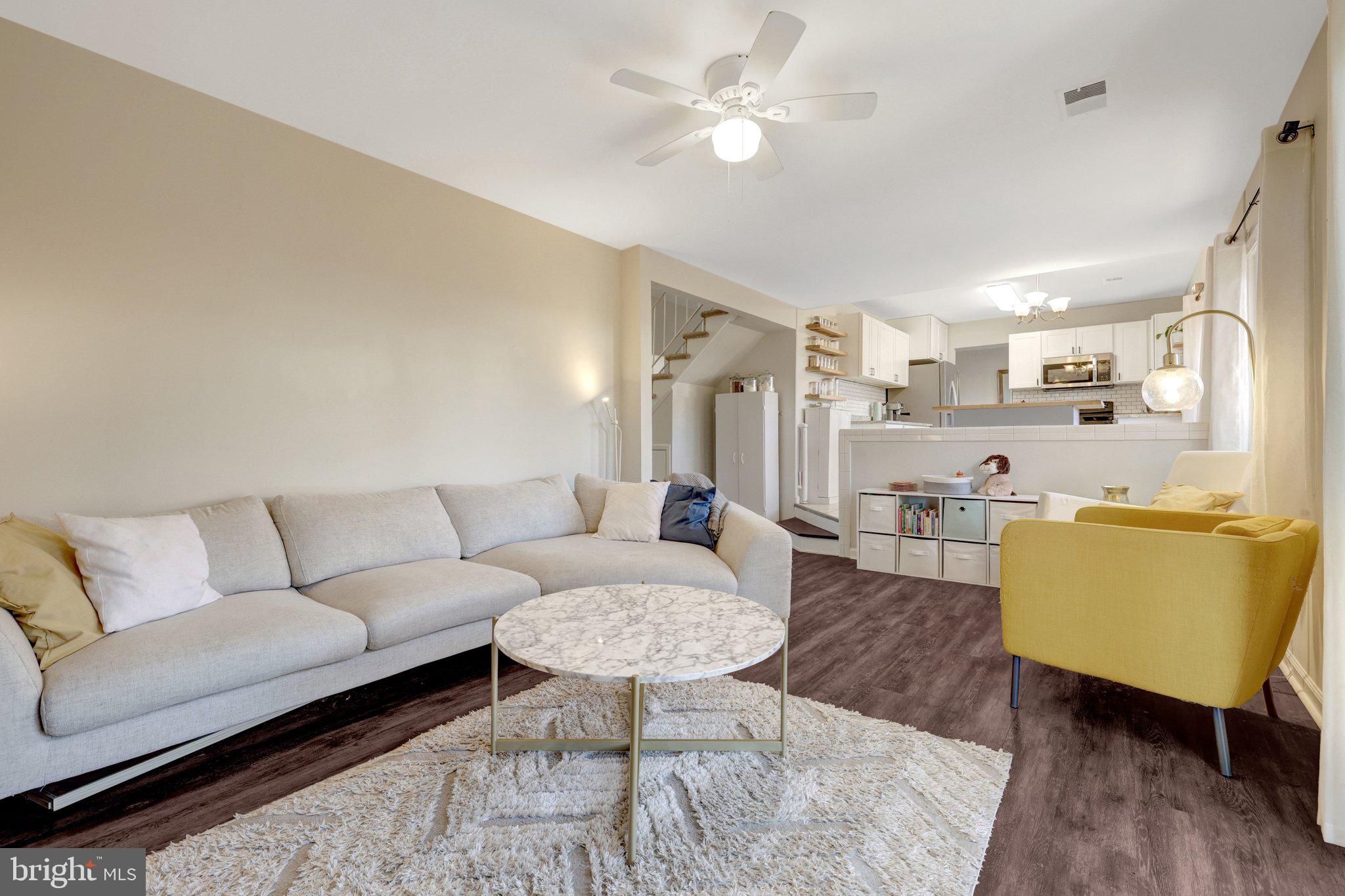 REFLECTION LAKE - Residential