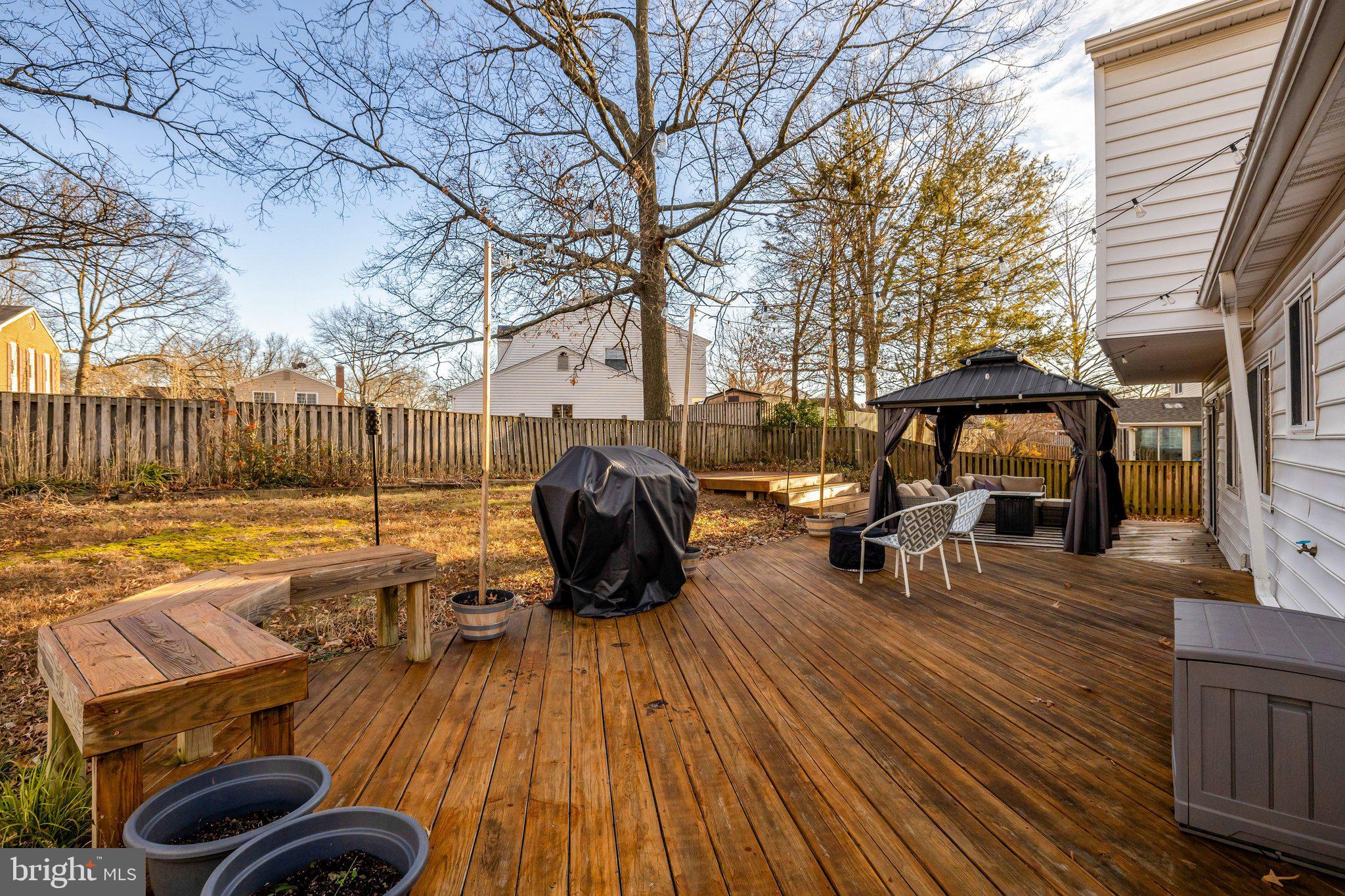 REFLECTION LAKE - Residential