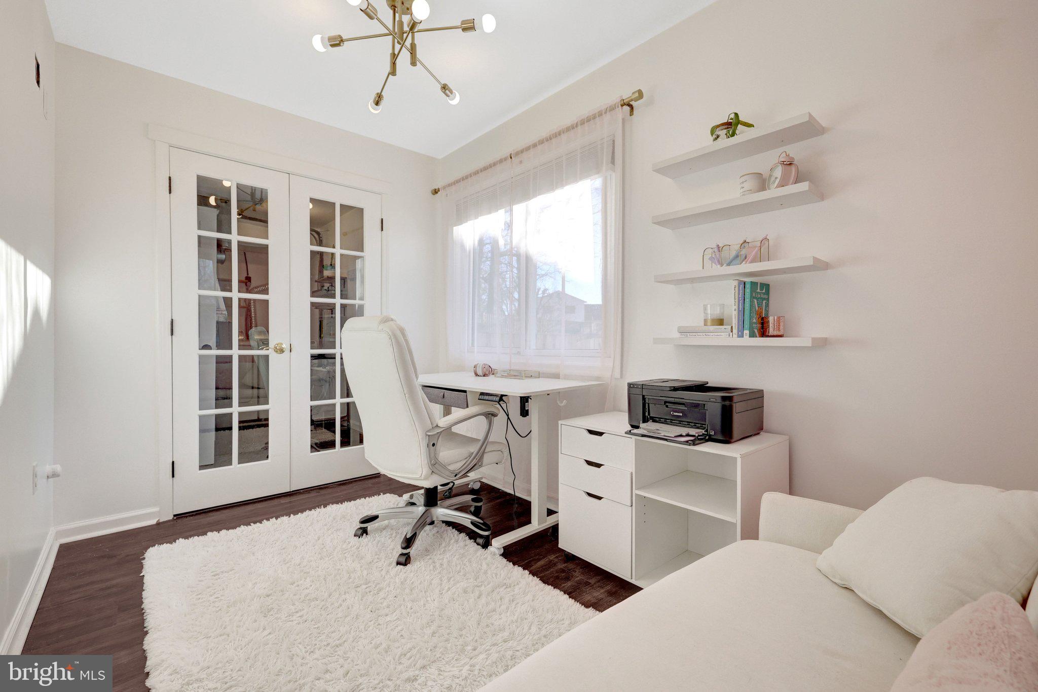 REFLECTION LAKE - Residential