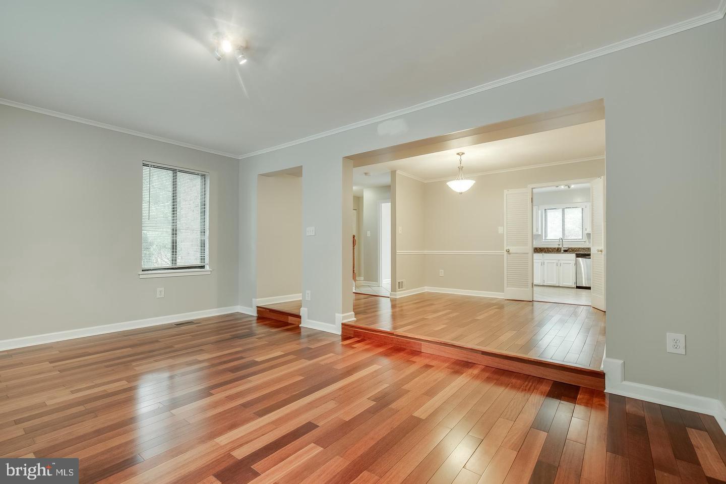 CHERRYWOOD SQUARE - Residential Lease