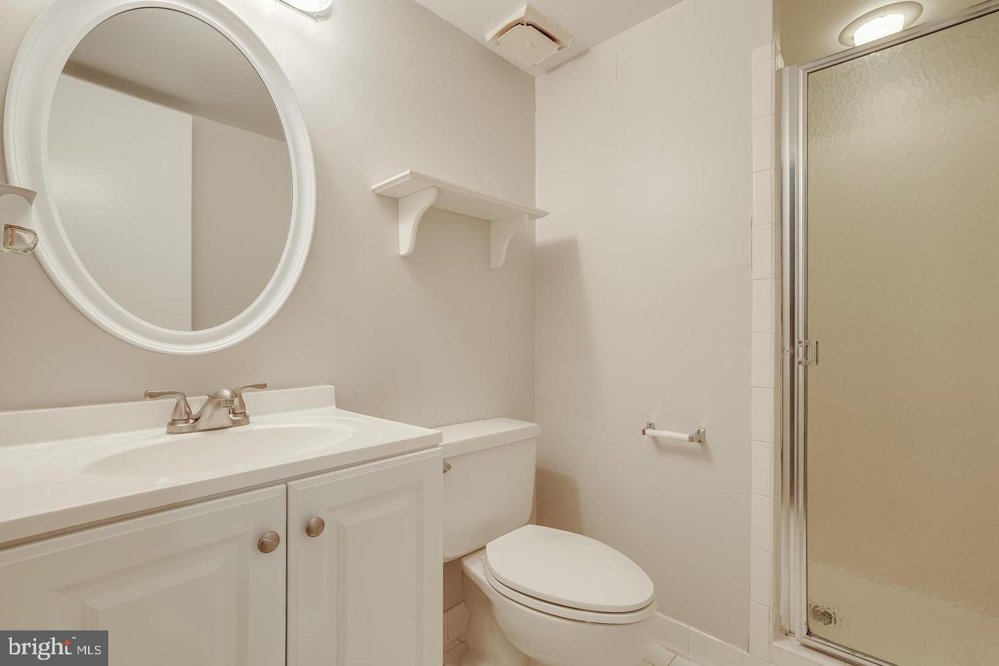 CHERRYWOOD SQUARE - Residential Lease